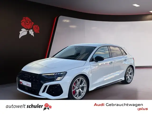 Audi RS3 Sportback 2.5 TFSI quattro RFK 360° Navi B&O Matr