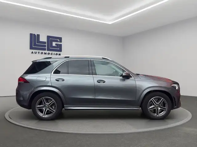 Mercedes-Benz Gle view 4