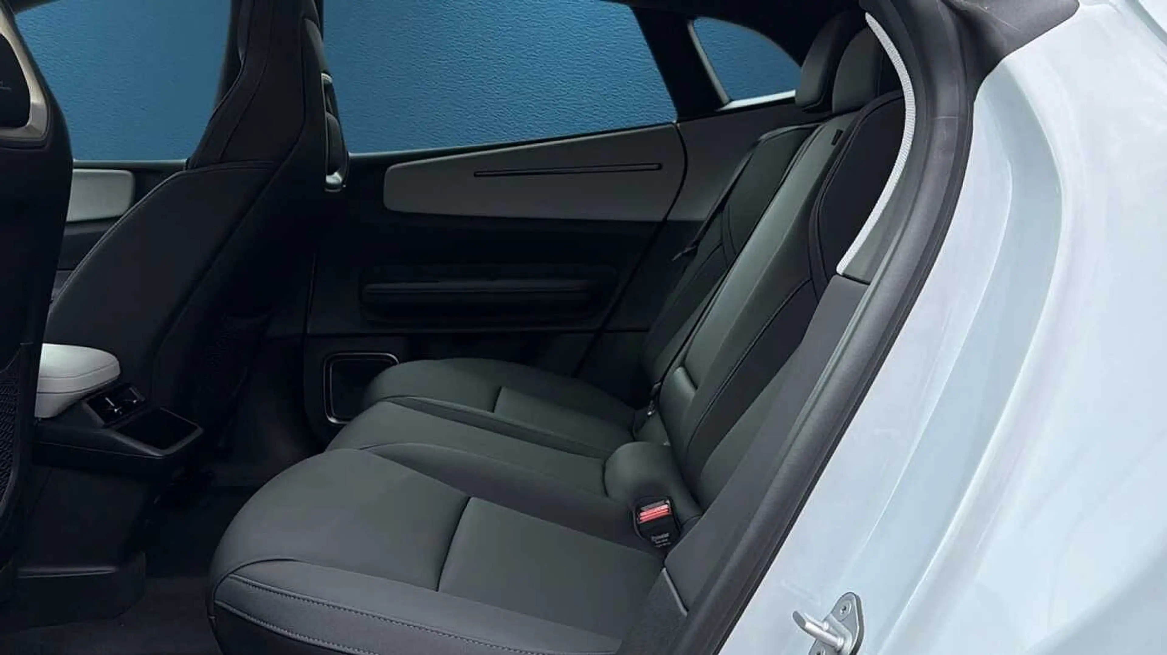 Polestar 4 Polestar 4 100 kWh Long Range Dual Motor — photo 7