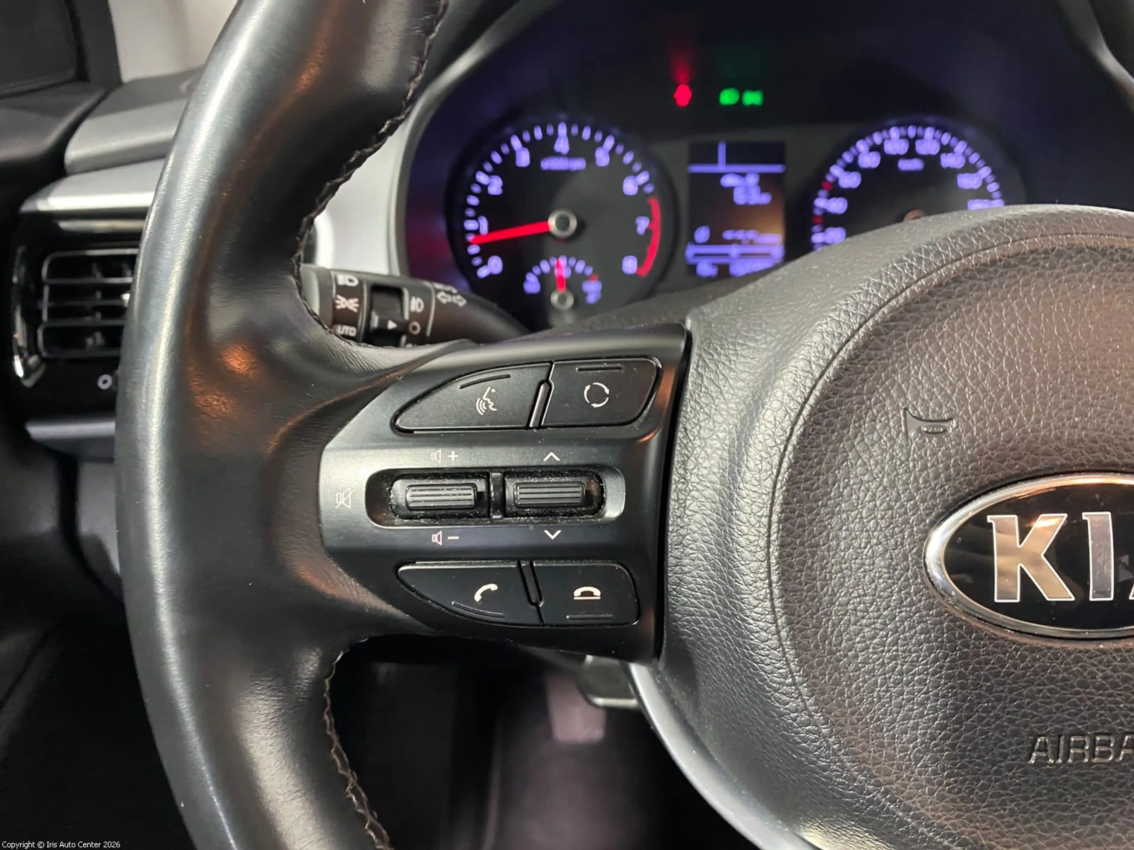 Kia Stonic 1.4 ISG | CARPLAY | CAMERA | CRUISE | NAVI. — photo 11
