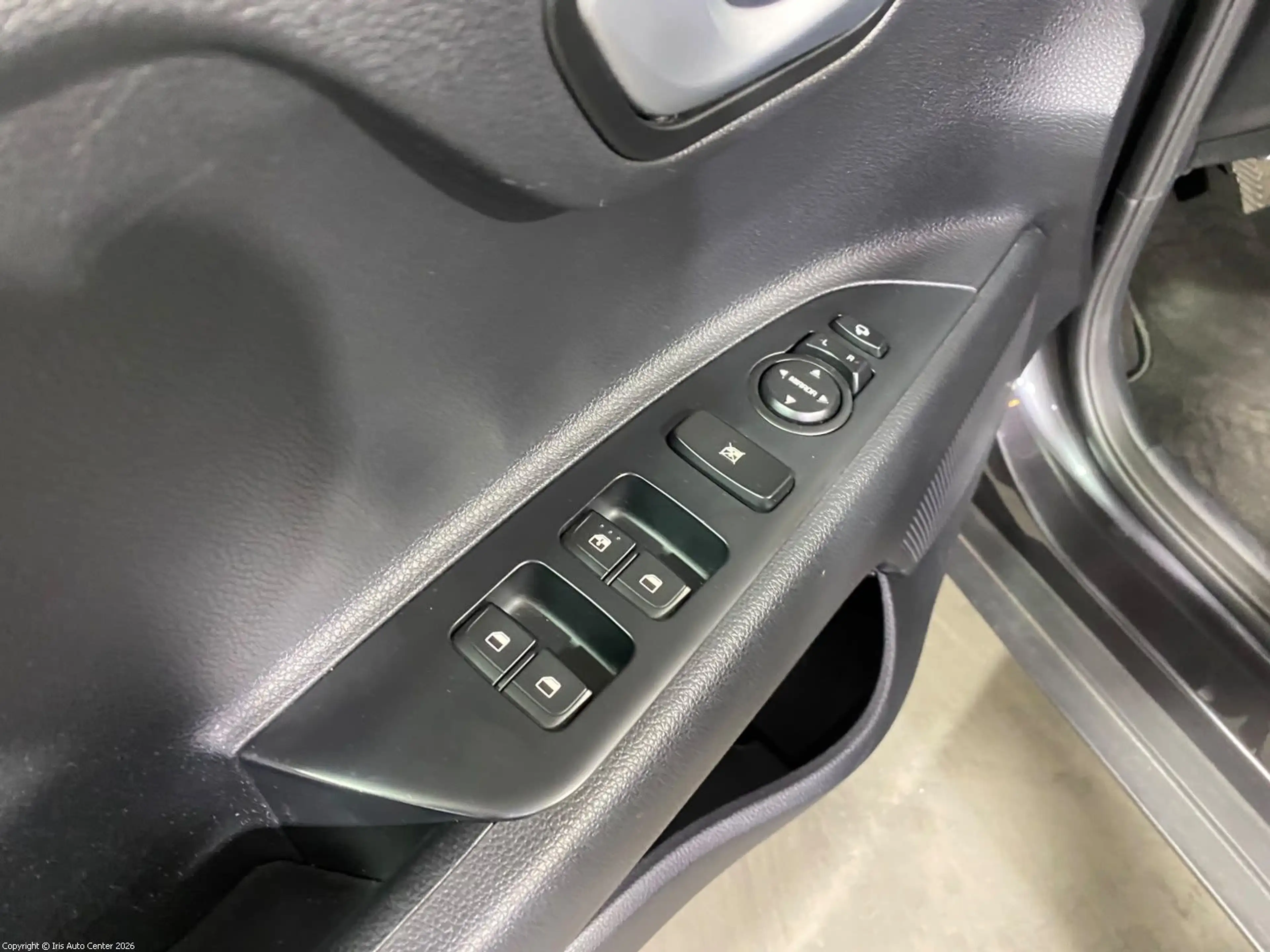 Kia Stonic 1.4 ISG | CARPLAY | CAMERA | CRUISE | NAVI. — photo 7