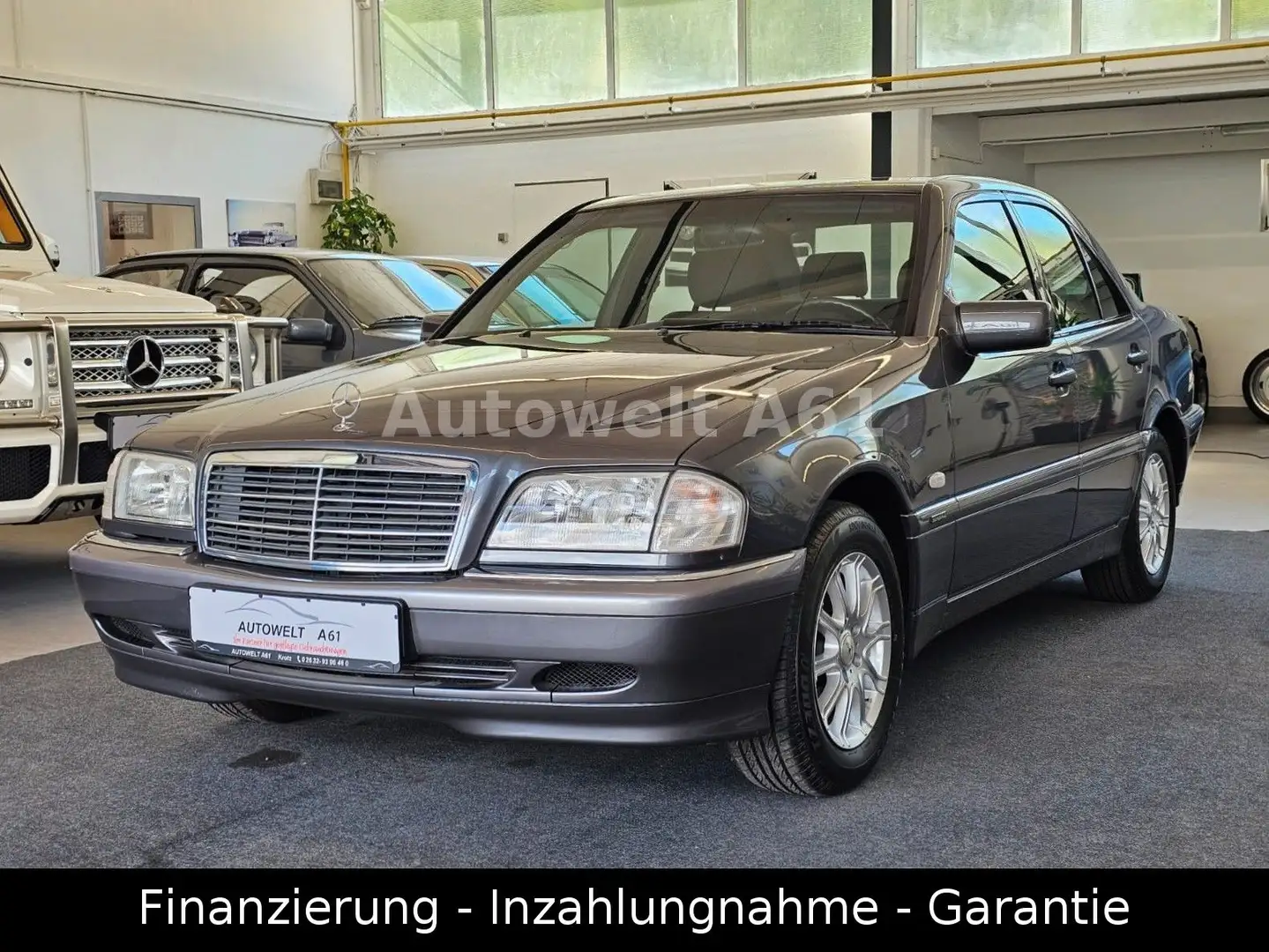 Mercedes-Benz C 180 Lim. Elegance *Rentnerauto*Klima* Grau - 1