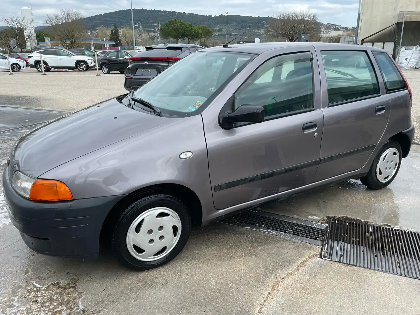 Fiat Punto 5p 1.1 SX 55cv - 1