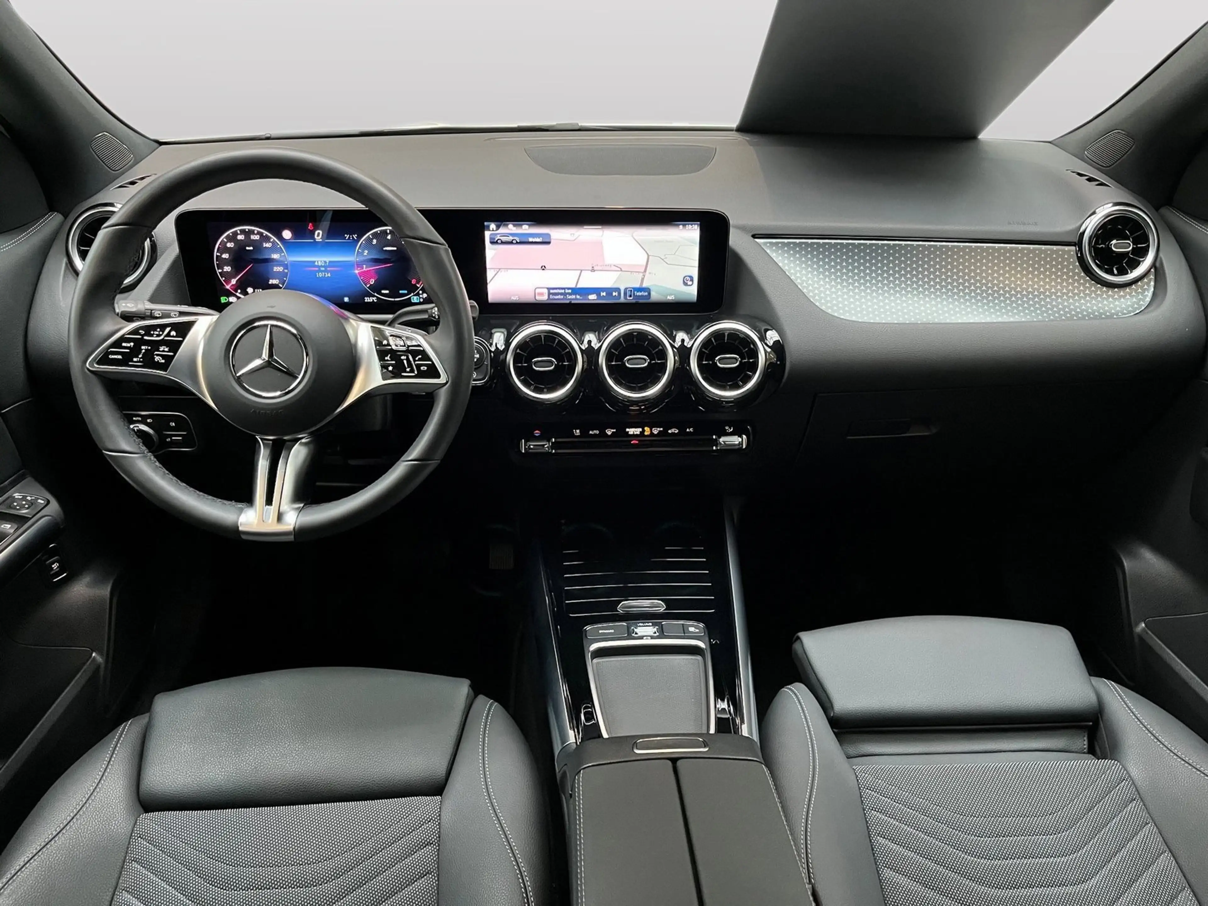Mercedes-Benz GLA 200 Progressive Line Advanced — photo 11