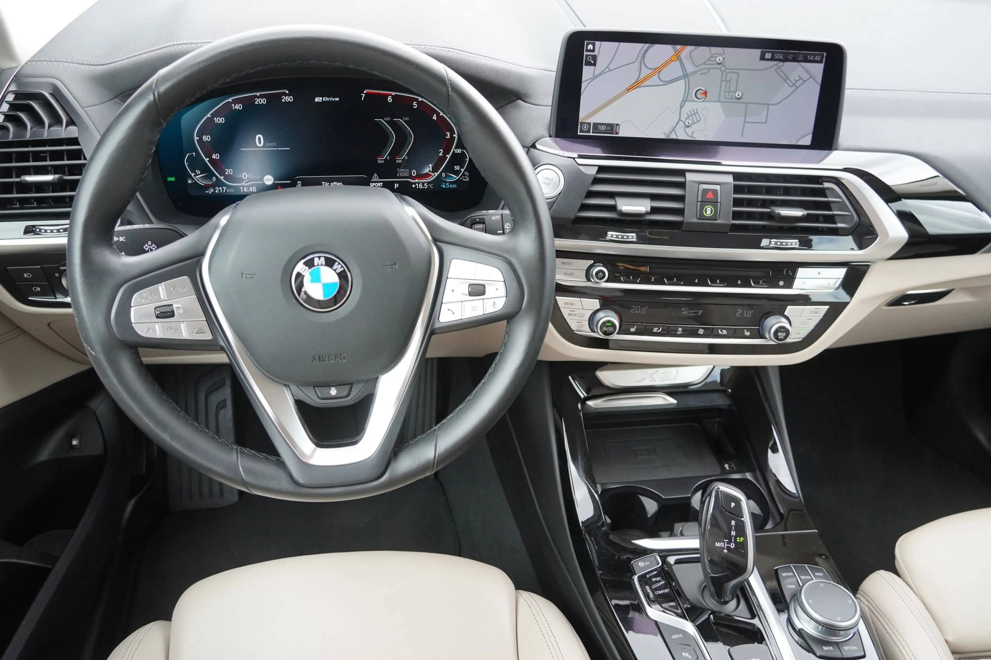BMW X3 xDrive 30e Luxury Line Leder AHK Totwinkel — photo 12