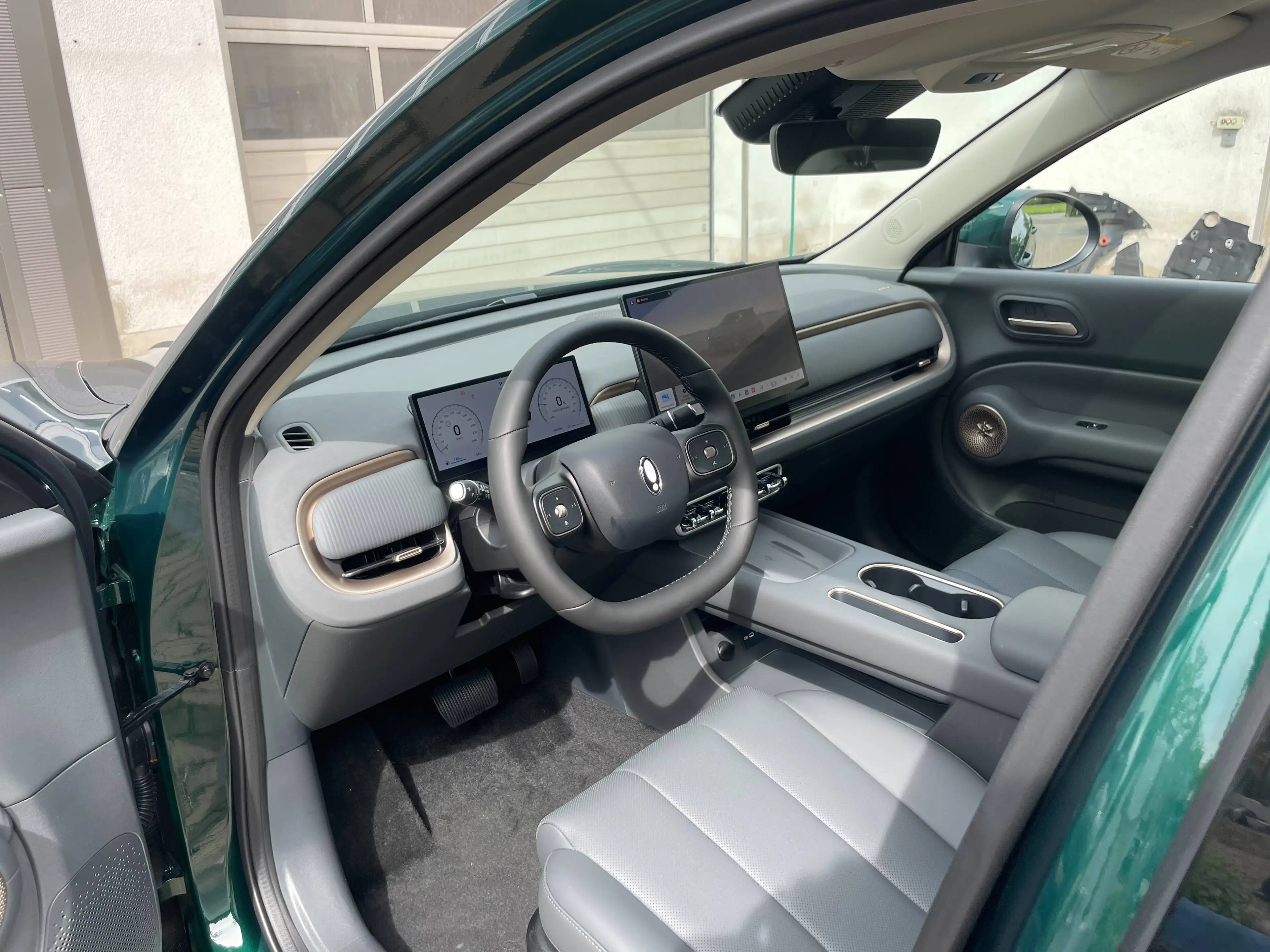GWM ORA 5 SUV Luxury — photo 8