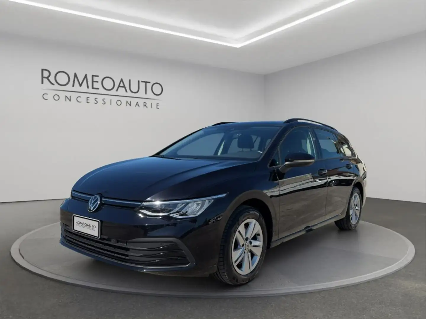 Volkswagen Golf Variant 2.0 TDI SCR DSG Life 116cv Noir - 1