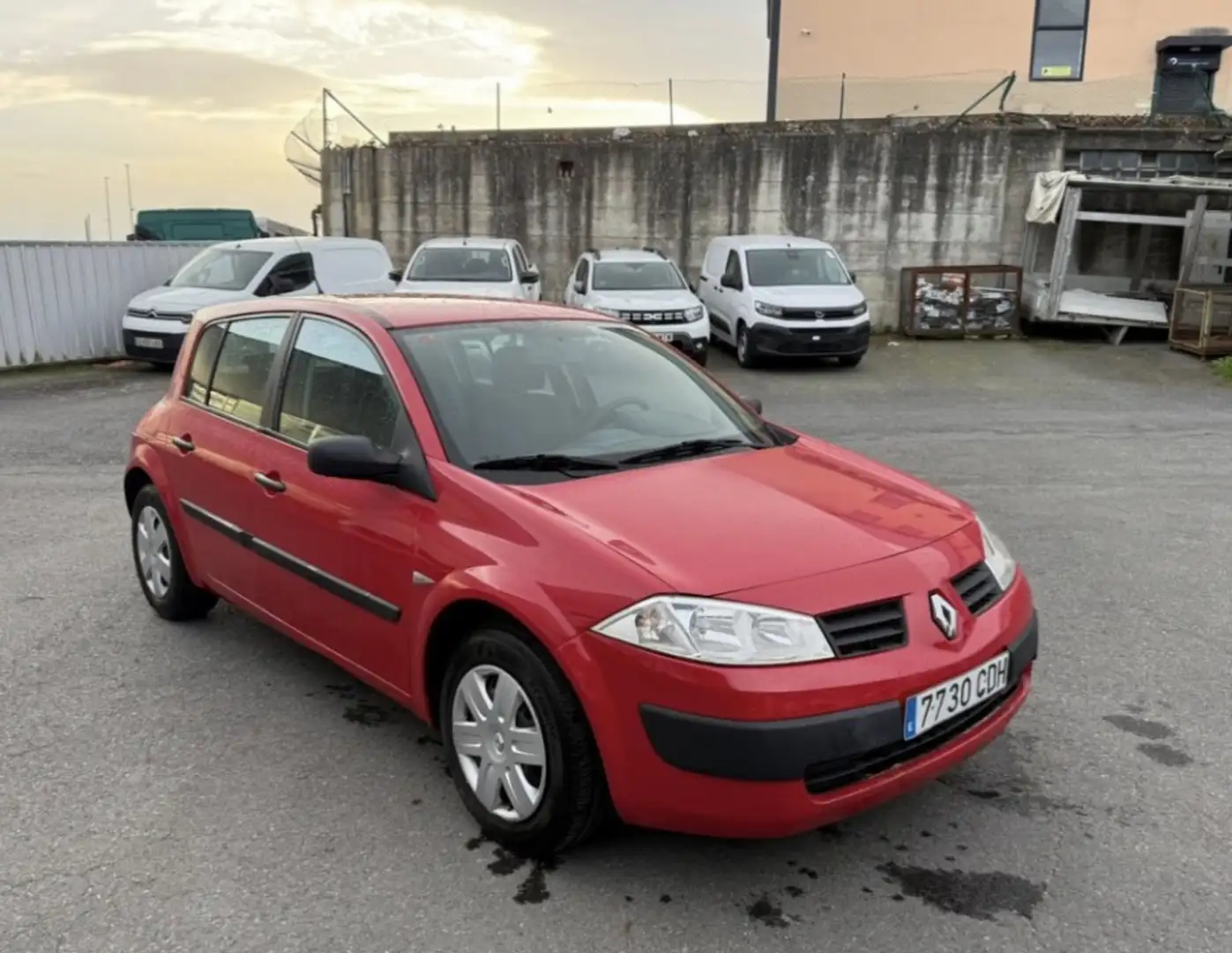 Renault Megane 1.4 Confort Expression Rojo - 1