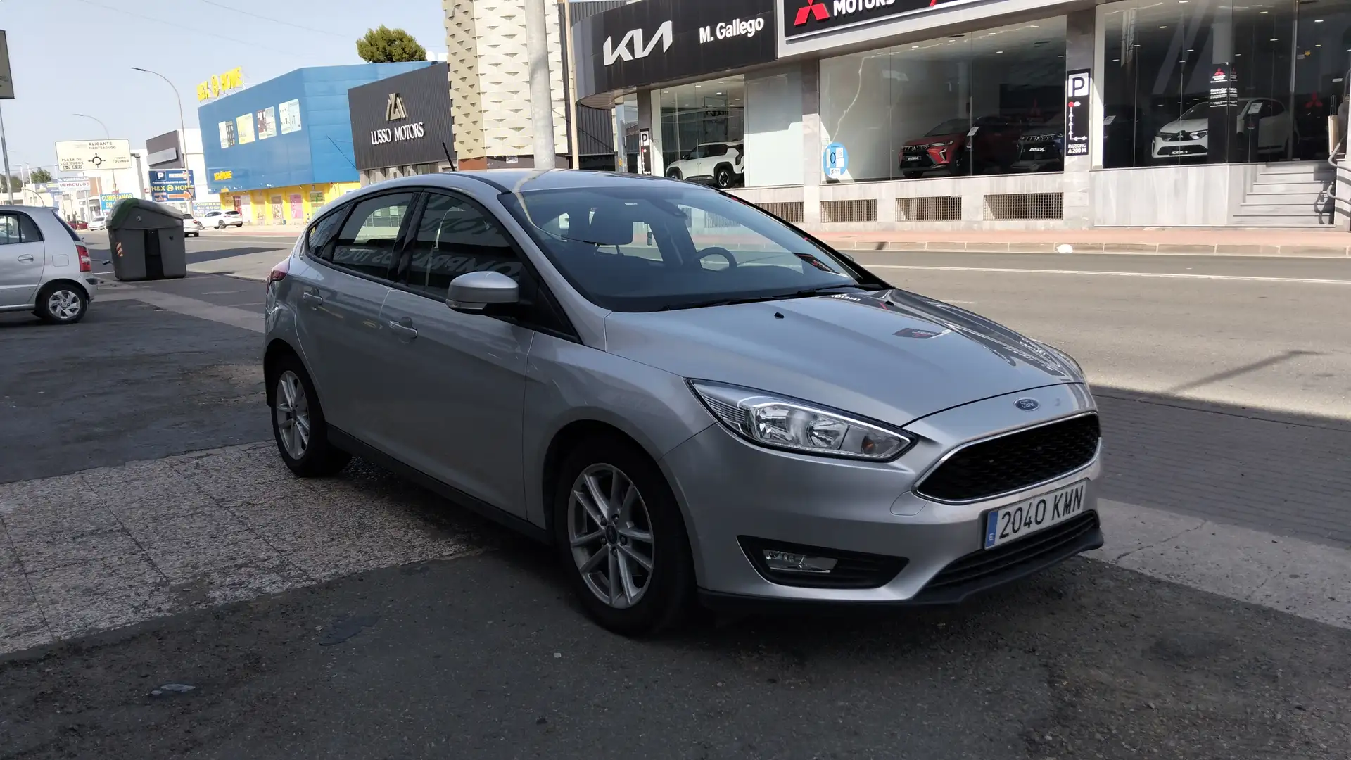 Ford Focus 1.0 Ecoboost Auto-S&S Trend+ 125 Argent - 1