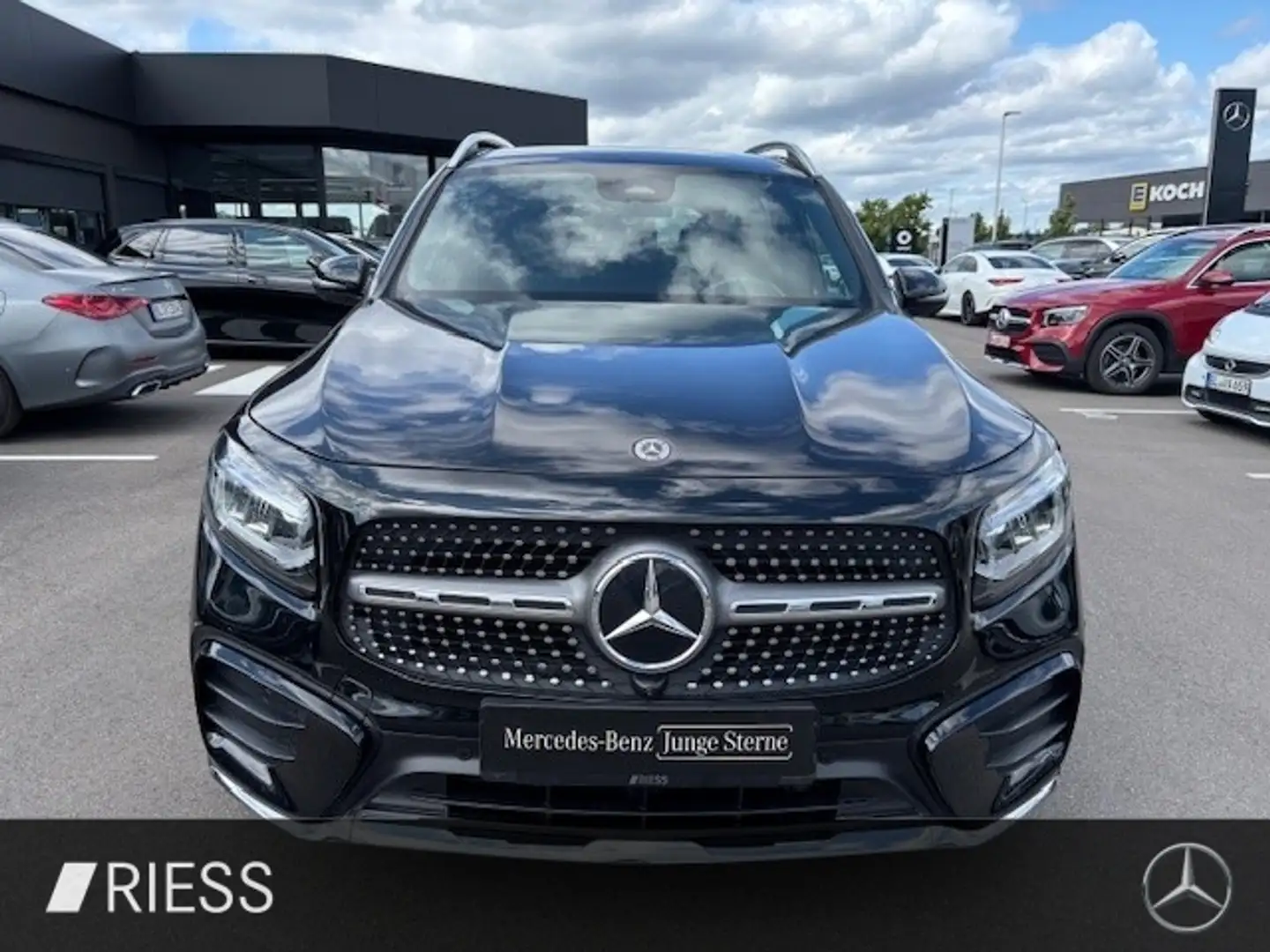 Mercedes-Benz GLB 220 d 4M AMG Sport 360 Distr STH 7 Sitzer Schwarz - 2