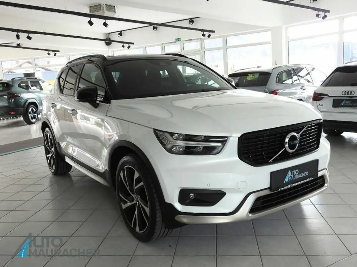 Volvo XC40 D3 R-Design AWD Aut.*KUNDENVERKAUF* Weiß - 2