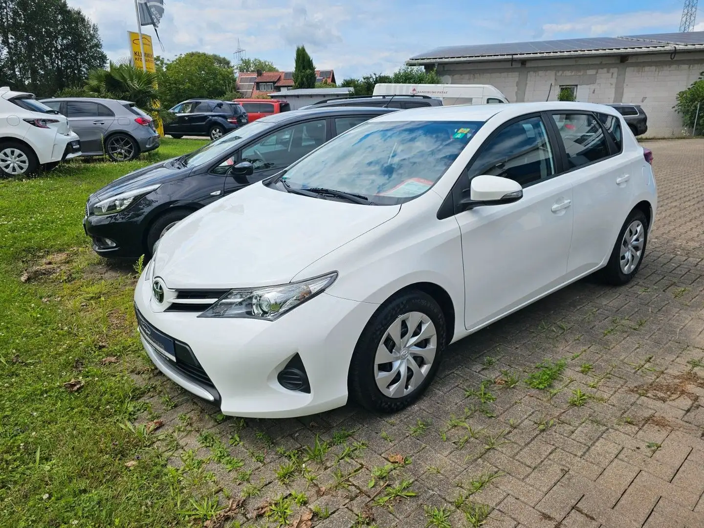 Toyota Auris Cool Klimaautomatik Tüv-Inspektion neu Weiß - 2