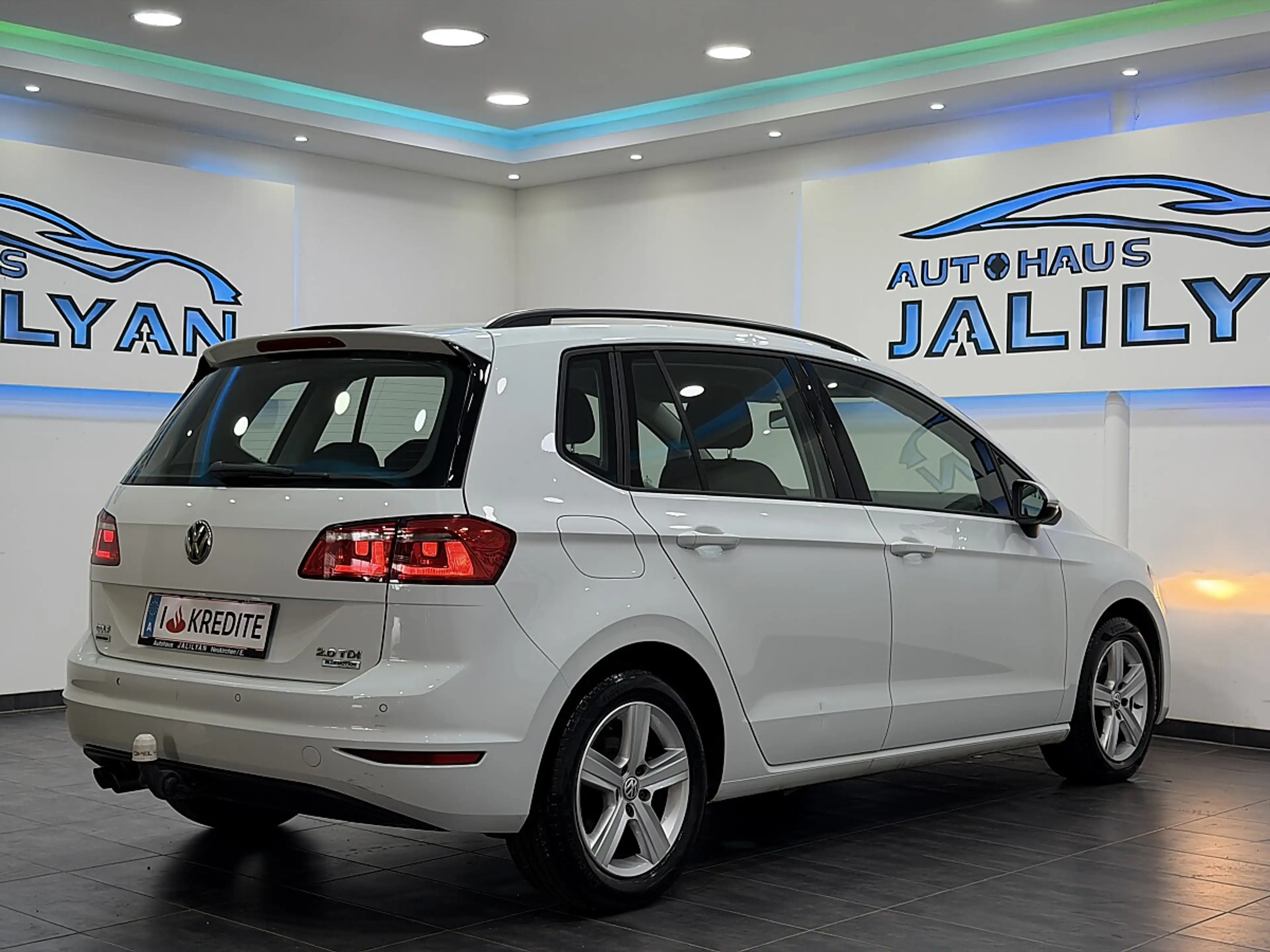 Volkswagen Golf Sportsvan Rabbit 2,0 BMT TDI DSG Rückfahrkamera — photo 14