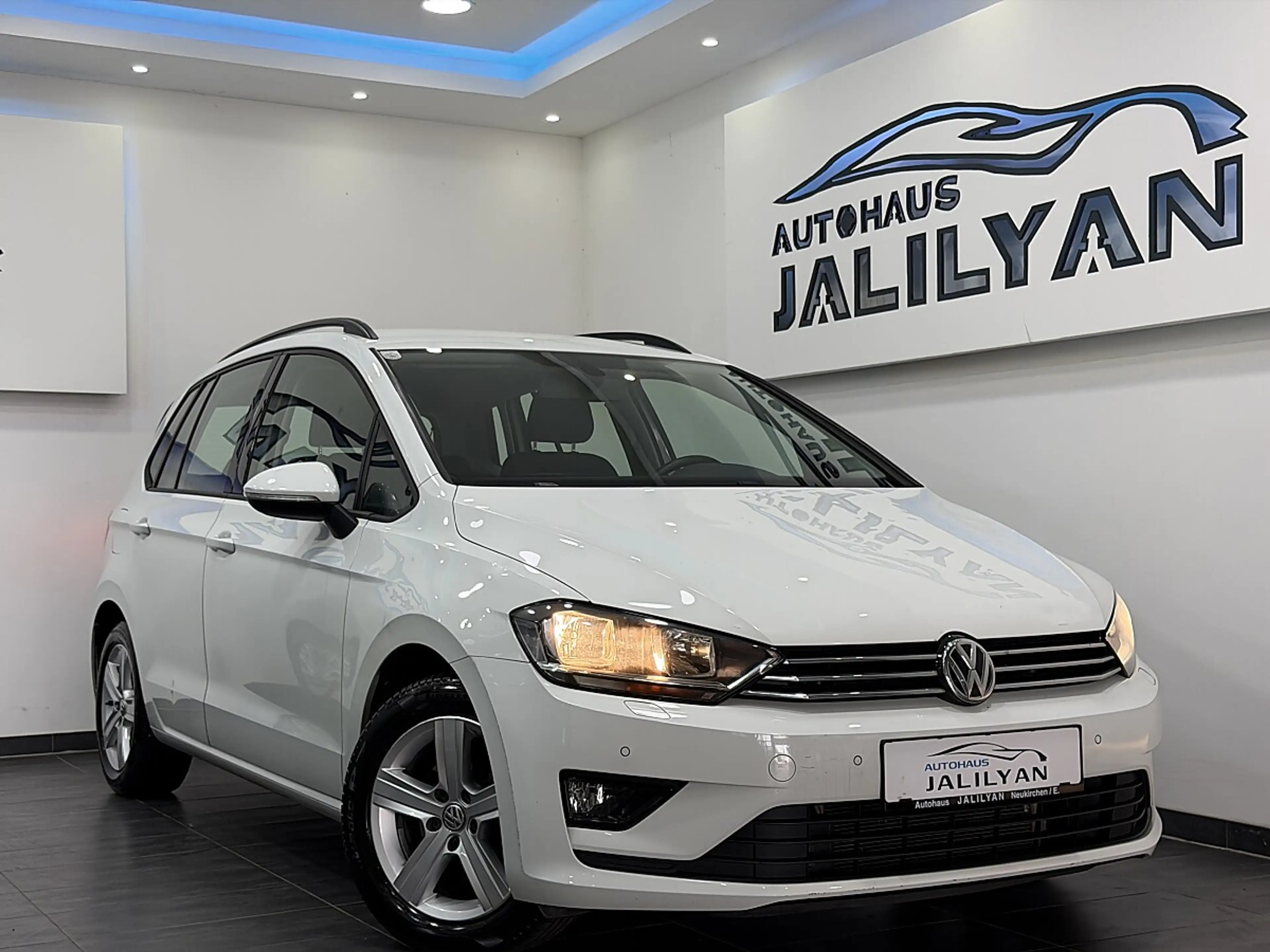 Volkswagen Golf Sportsvan Rabbit 2,0 BMT TDI DSG Rückfahrkamera — photo 5