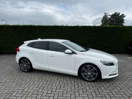 Volvo V40 1.6 T3 R-Design Camera I Navi I All-in prijs!