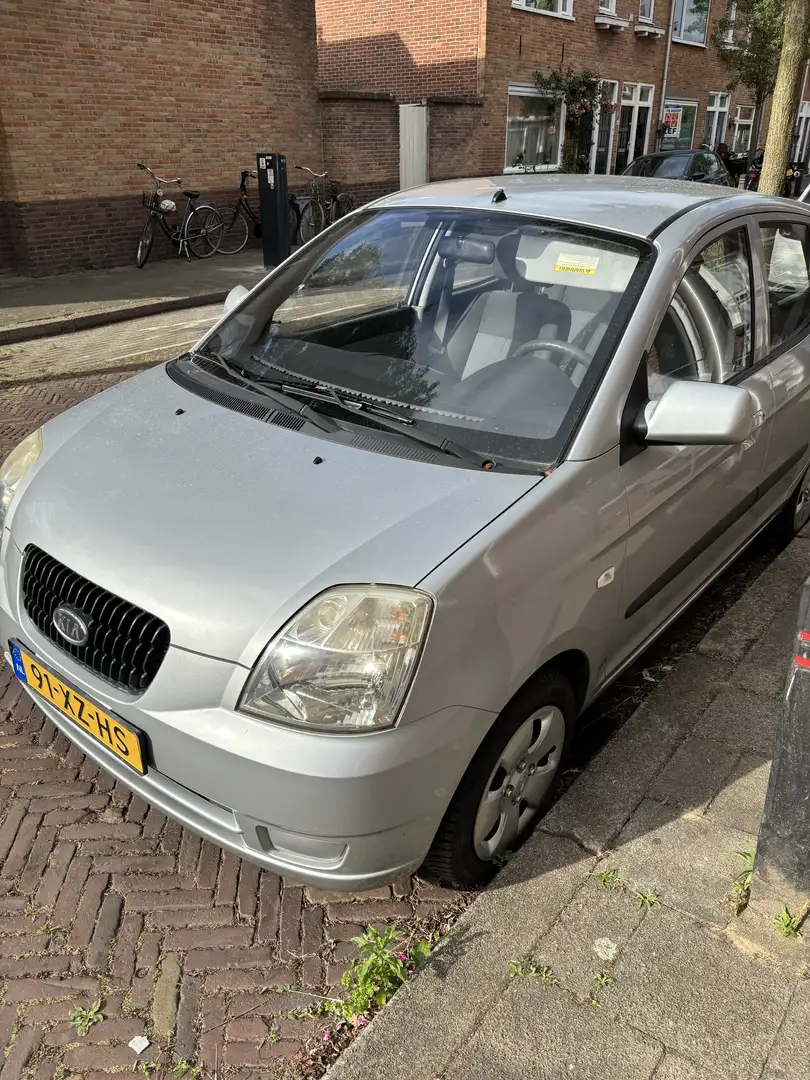 Kia Picanto 1.0 Light Grijs - 1