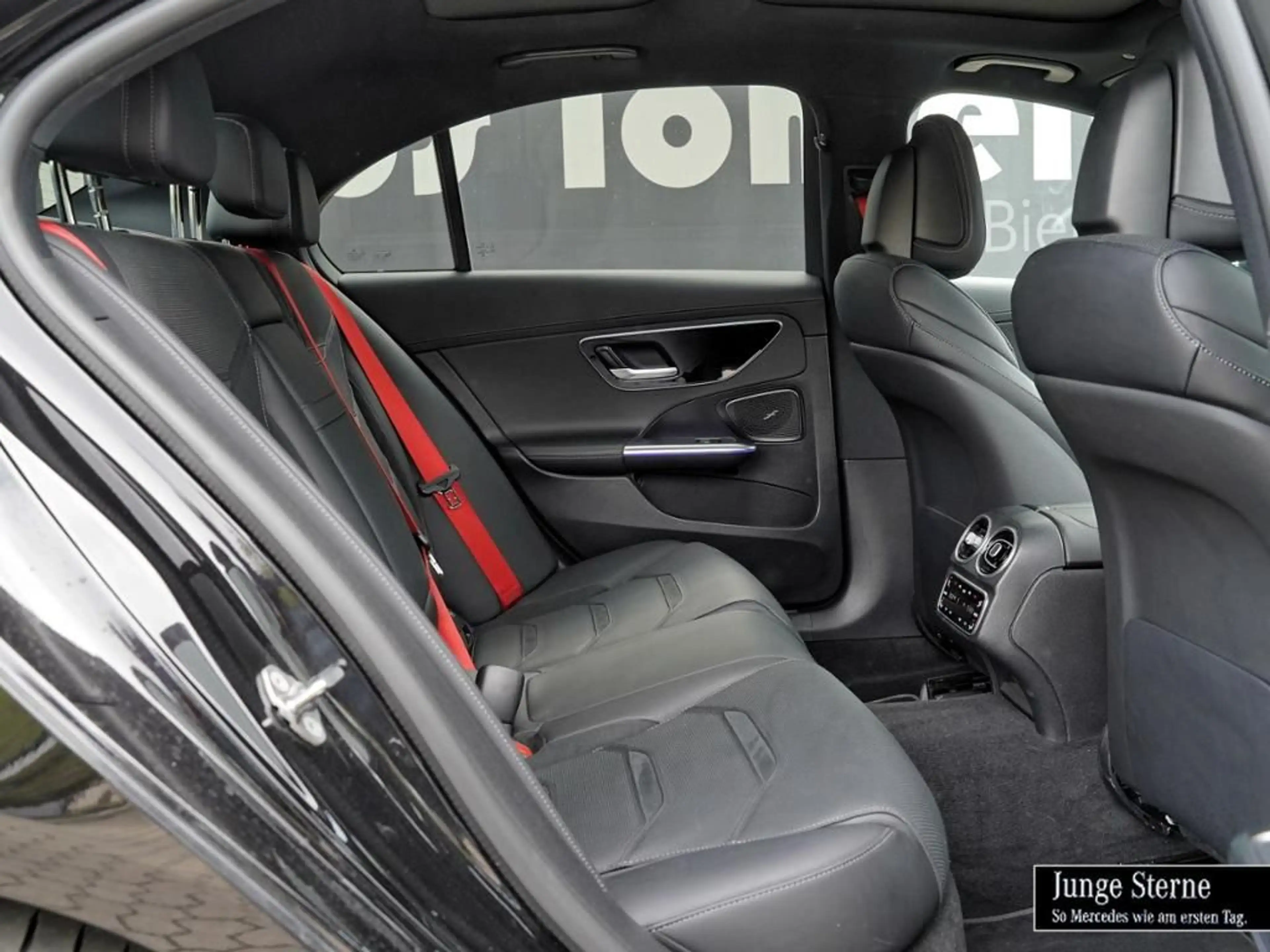Mercedes-Benz C 43 AMG 4M Limo PANO+HEADUP+20''+HA-LENK+FAHRAS — photo 5