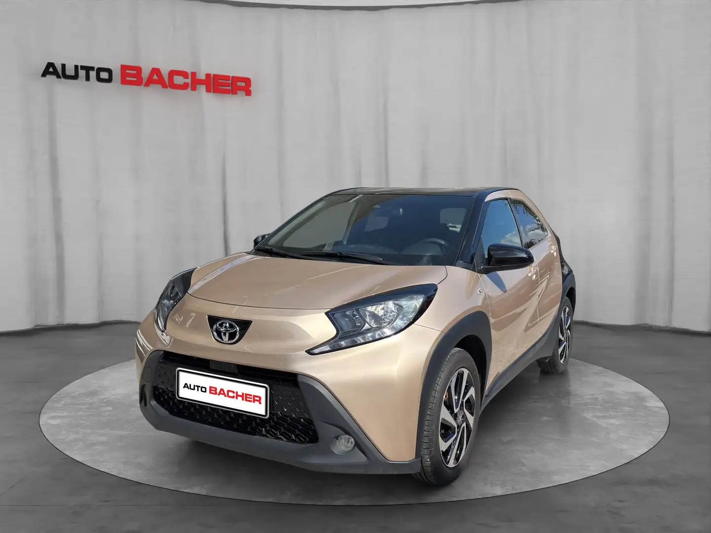 Toyota Aygo X AYGO X 1,0 l Pulse Schwarz - 1