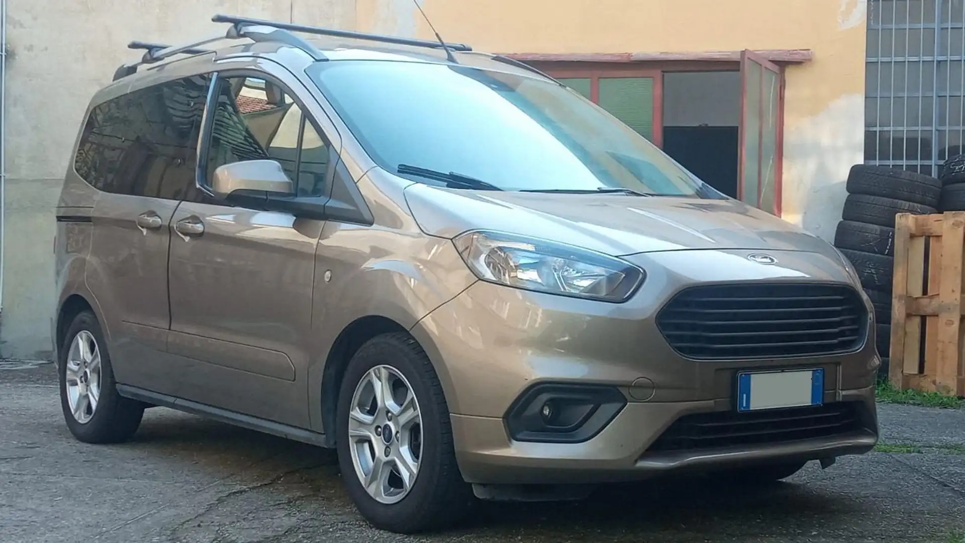 Ford Tourneo Courier 1.0 EcoBoost Plus * GARANZIA ESTESA FORD * Beige - 1