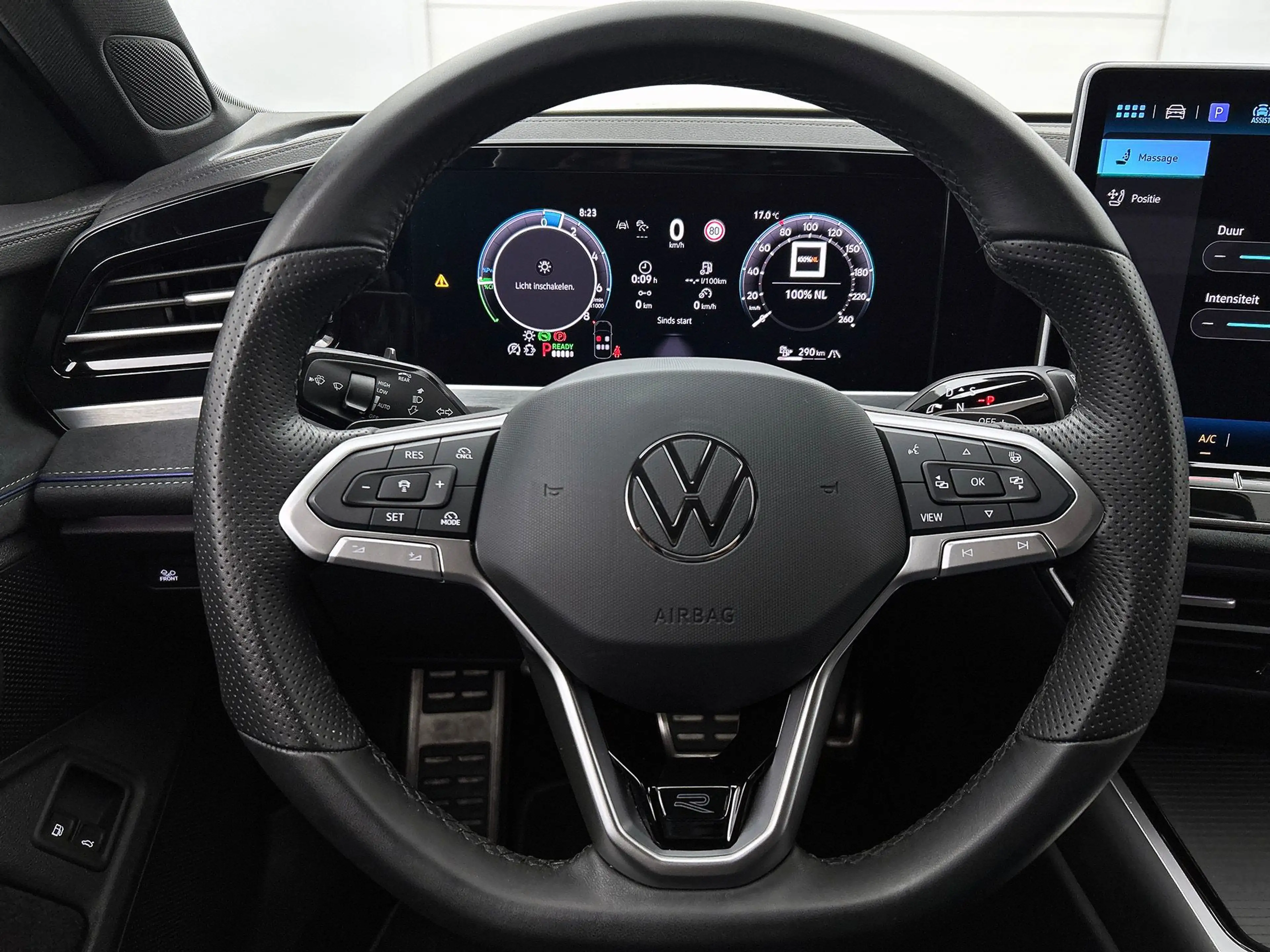 Volkswagen Passat Variant 1.5 eHybrid R-Line Edition | Camera | HeadUp Displ — photo 15
