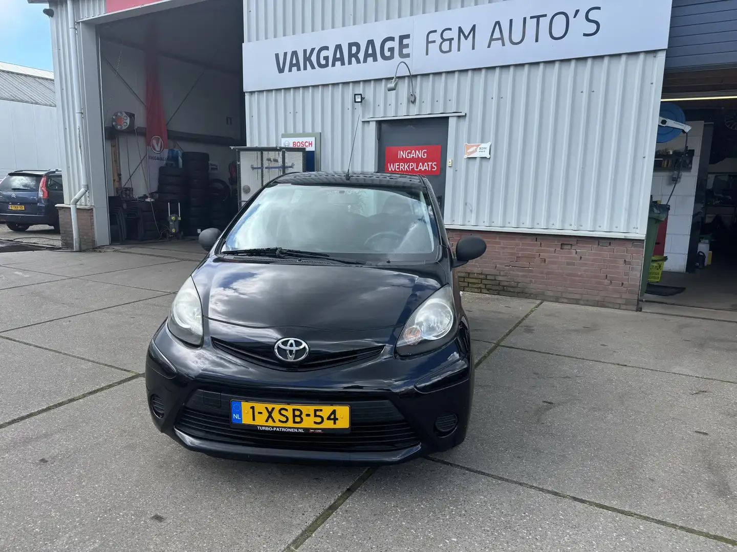 Toyota Aygo 1.0 VVT-i Now Black - 2
