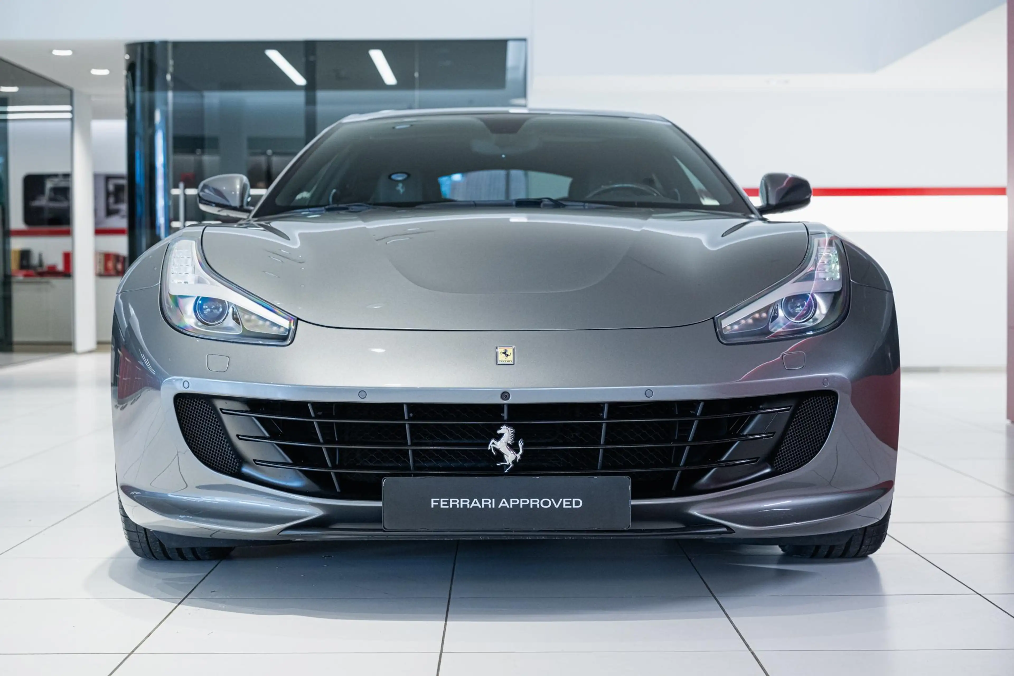 Ferrari GTC4 Lusso GTC4Lusso T - Kroymans Ferrari — photo 3