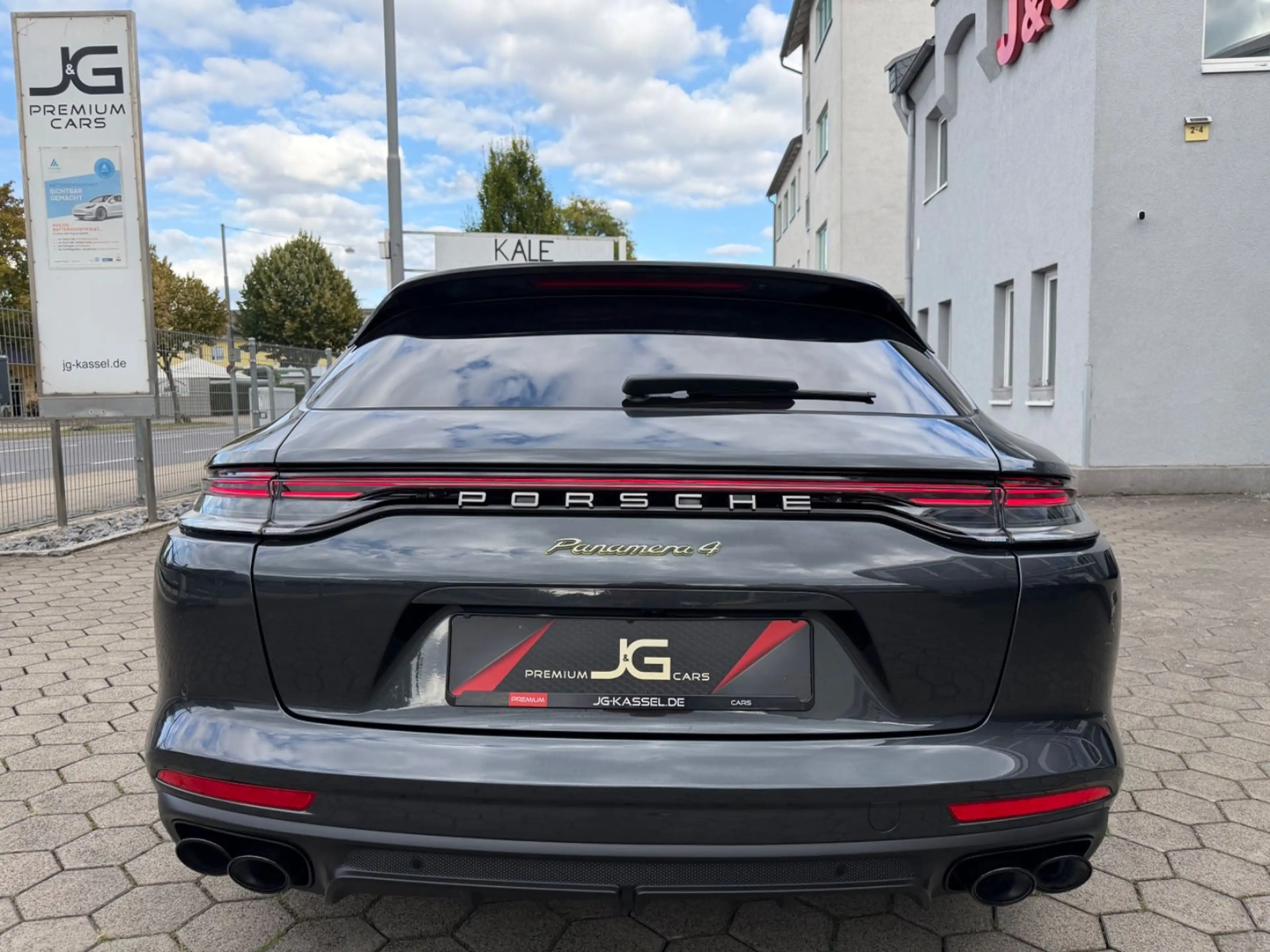 Porsche Panamera Sport Turismo 4 E-Hybrid Platinum Editi — photo 7