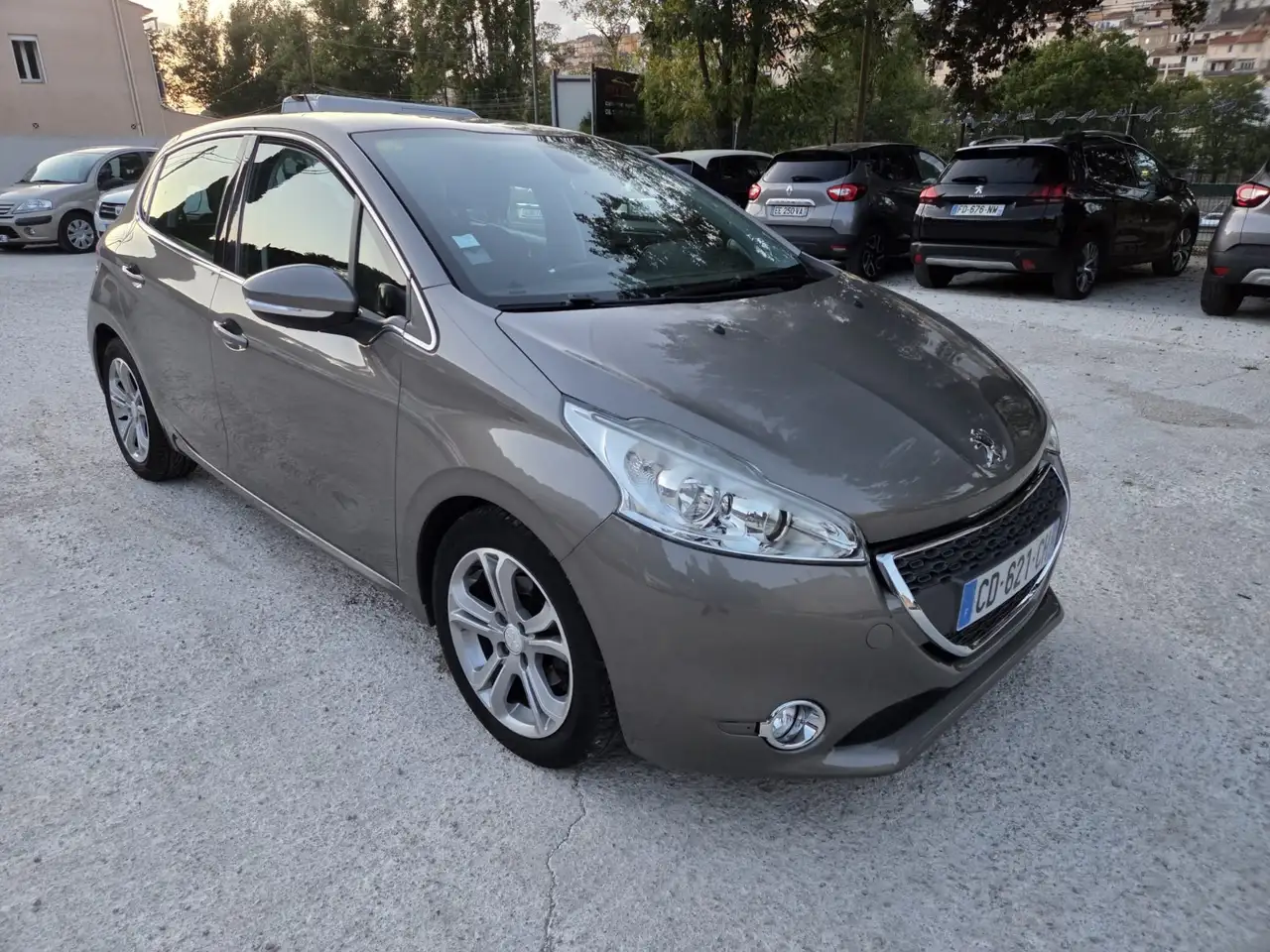 Peugeot 208 Allure