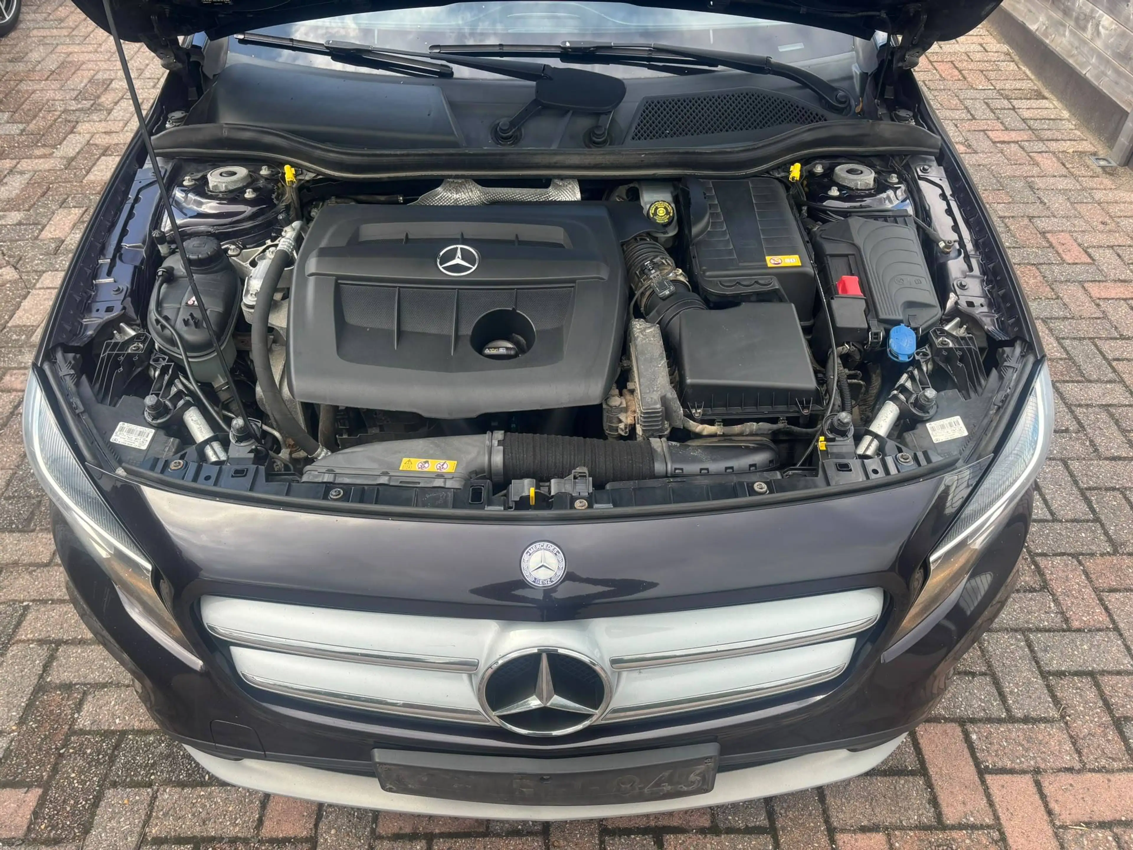 Mercedes-Benz GLA 180 CDI-STYLE-1 PROP+CARNET COMPLET MERCEDES-MECH. PERFECT CONDITION-ONLY EXPORT OR PROF-6400€+VAT!!! — photo 6