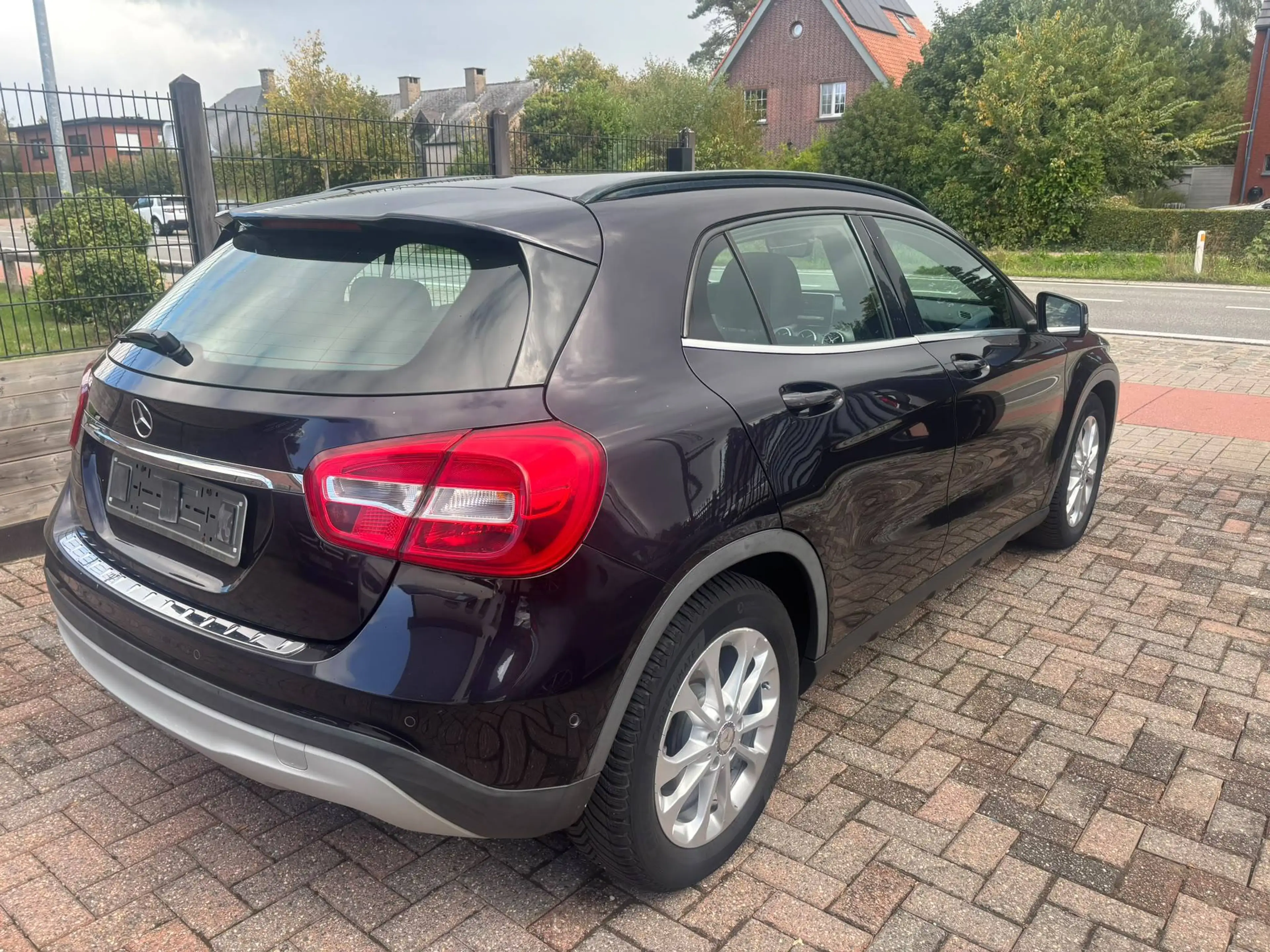 Mercedes-Benz GLA 180 CDI-STYLE-1 PROP+CARNET COMPLET MERCEDES-MECH. PERFECT CONDITION-ONLY EXPORT OR PROF-6400€+VAT!!! — photo 4