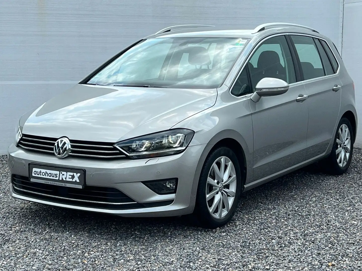 Volkswagen Golf Sportsvan 1,4 TSI BMT DSG "Highline" Silber - 1