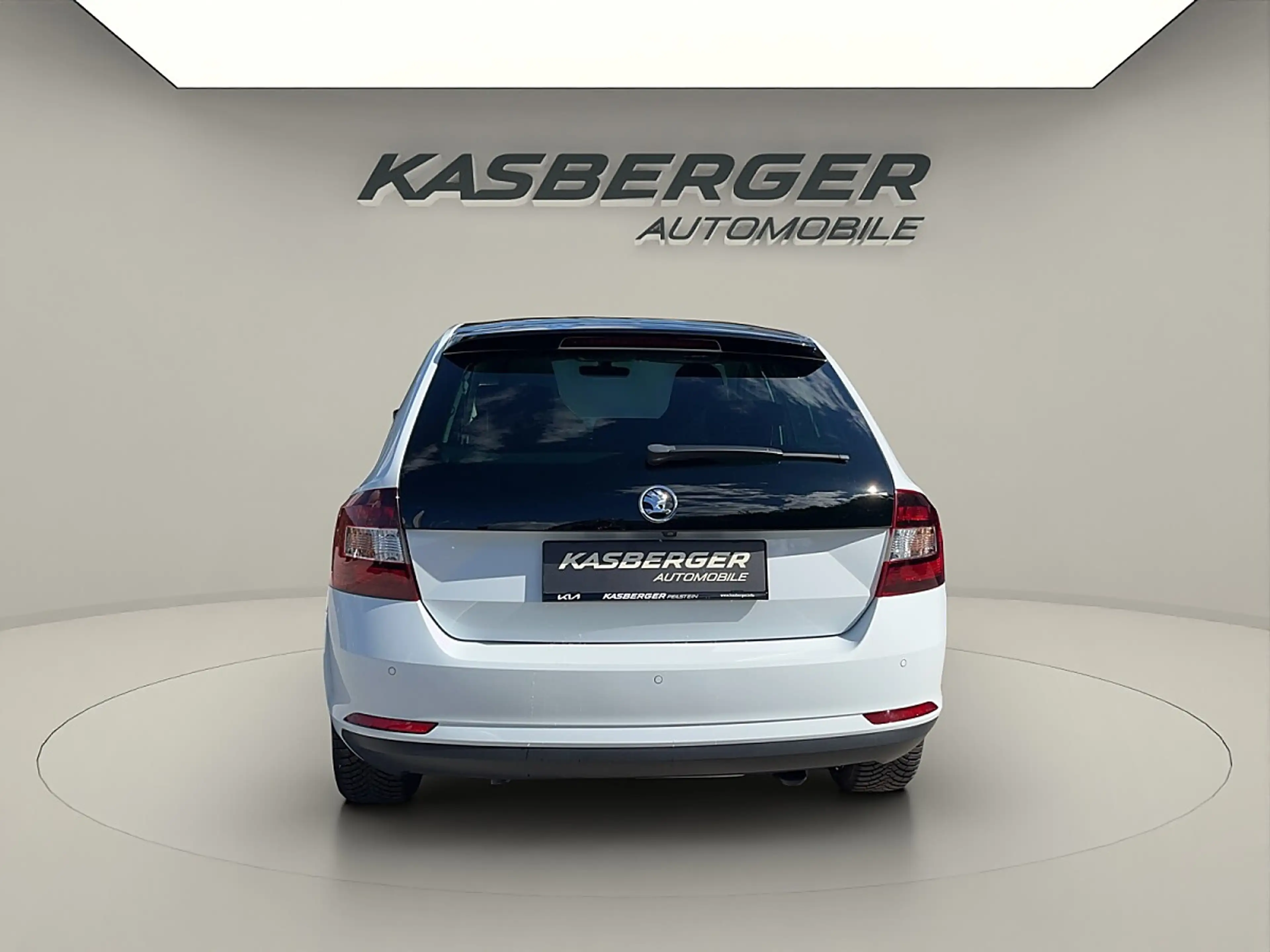 Skoda Rapid/Spaceback Rapid Spaceback 1,0 TSI Sport — photo 4