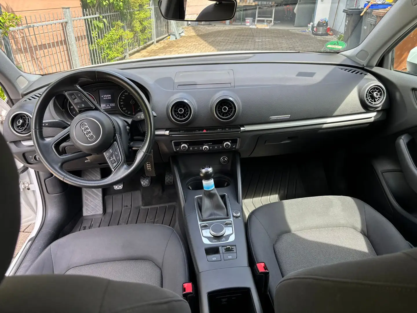 Audi A3 A3 1.8 Attraction Weiß - 2
