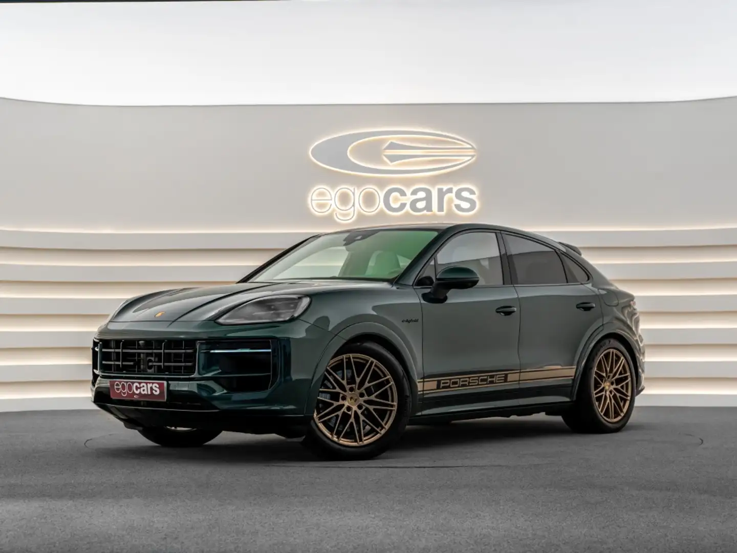 Porsche Cayenne Coupé E-Hybrid Aut. Verde - 1