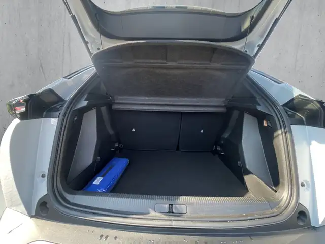 Peugeot 2008 view 7