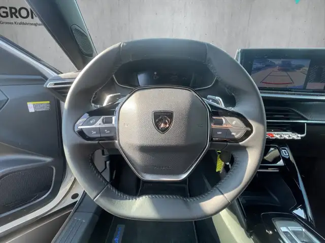 Peugeot 2008 view 10