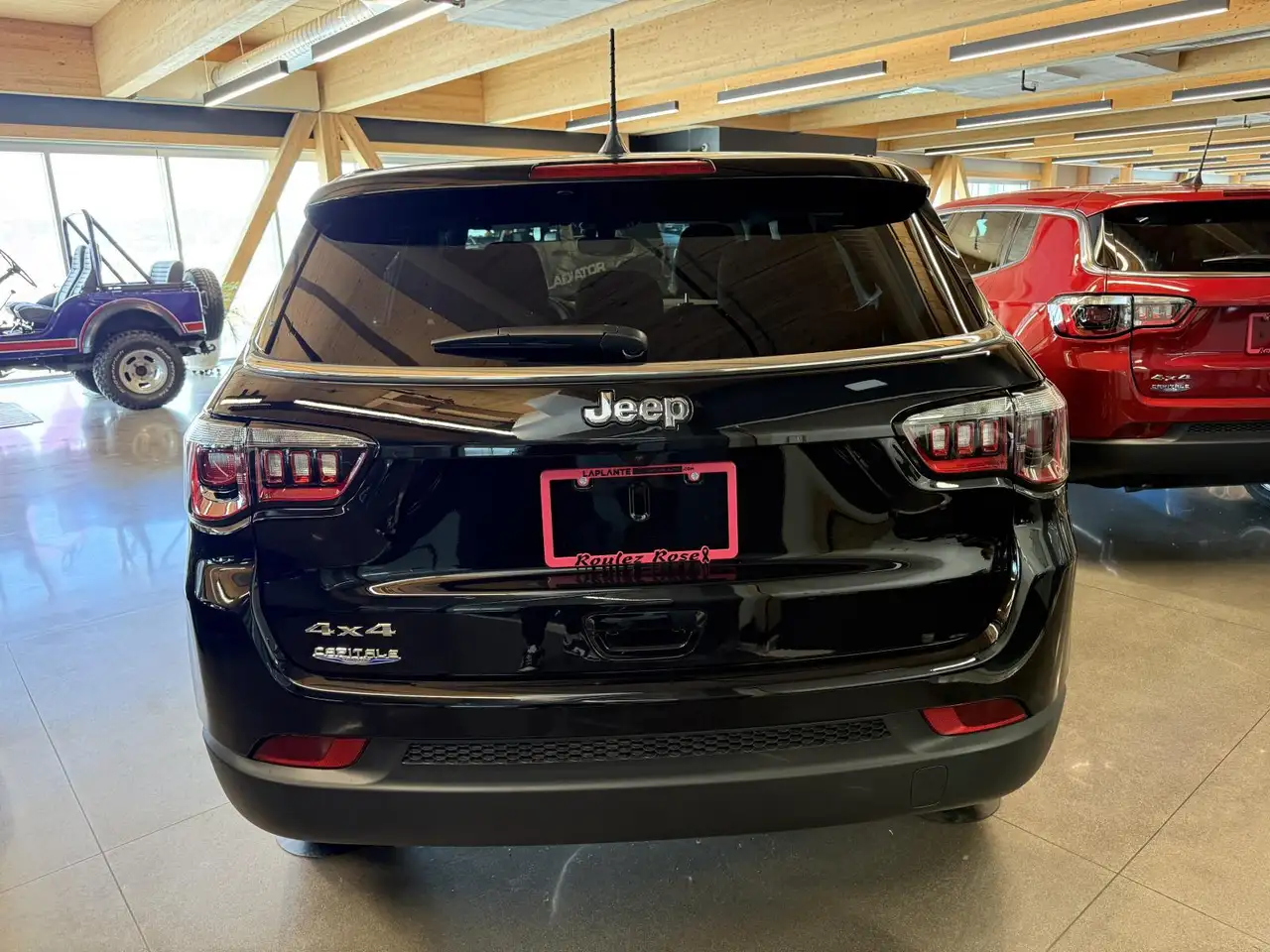 Jeep Compass снимка Jeep Compass