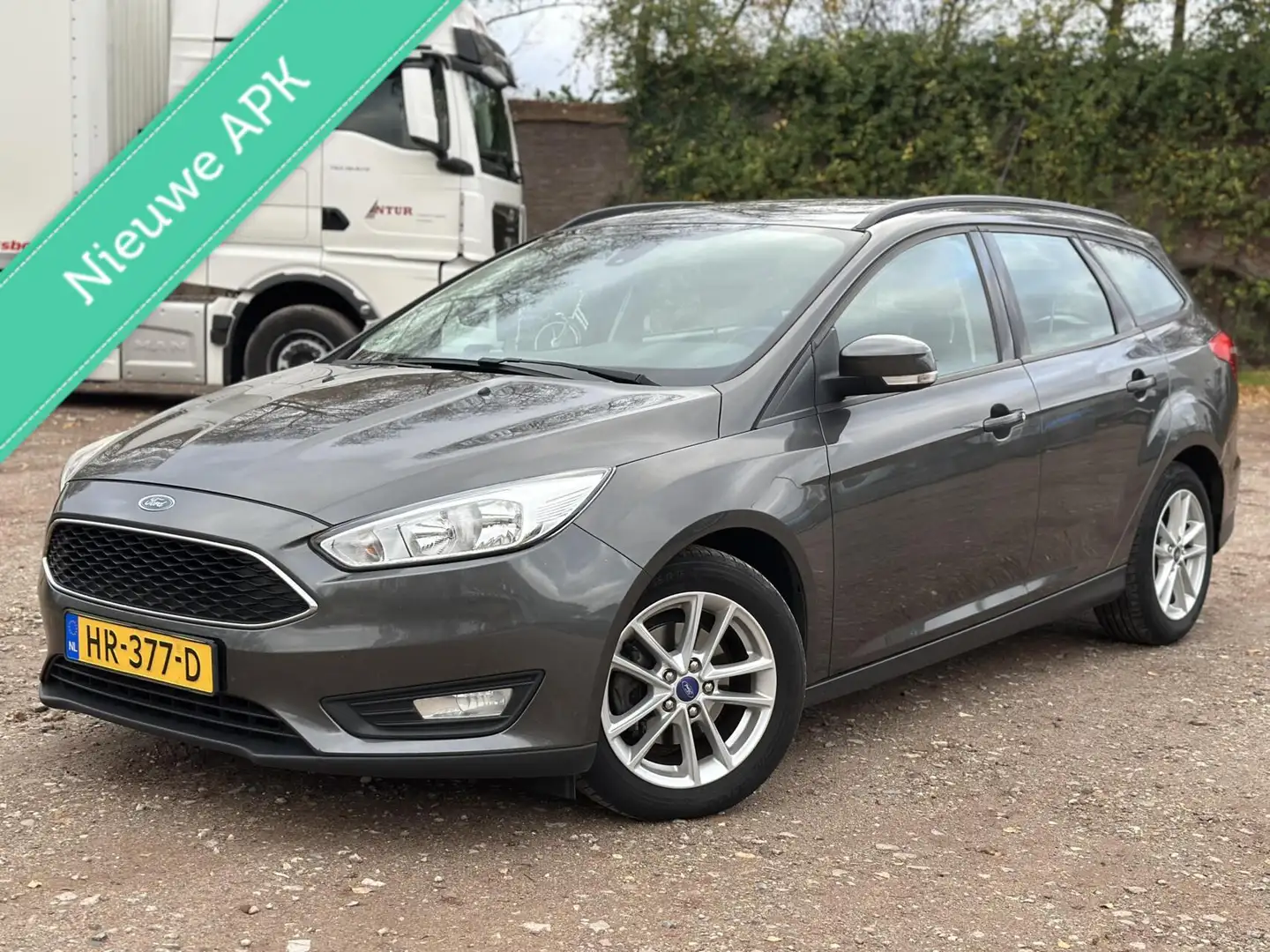 Ford Focus Wagon 1.0 Trend Edition NIEUW APK CRUIS PSENS Grijs - 1