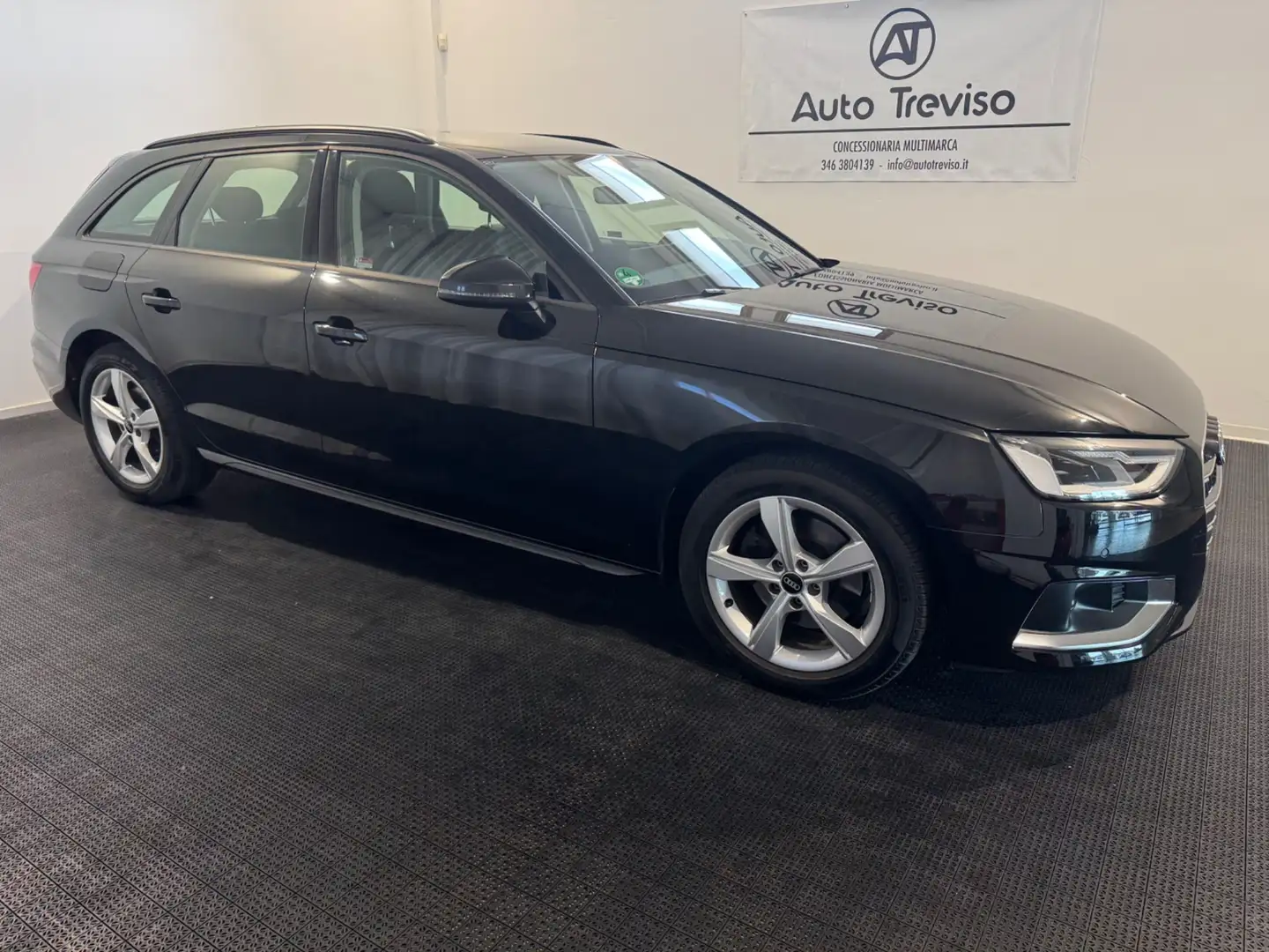 Audi A4 35 TDI/163 CV S tronic Business Advanced Nero - 2
