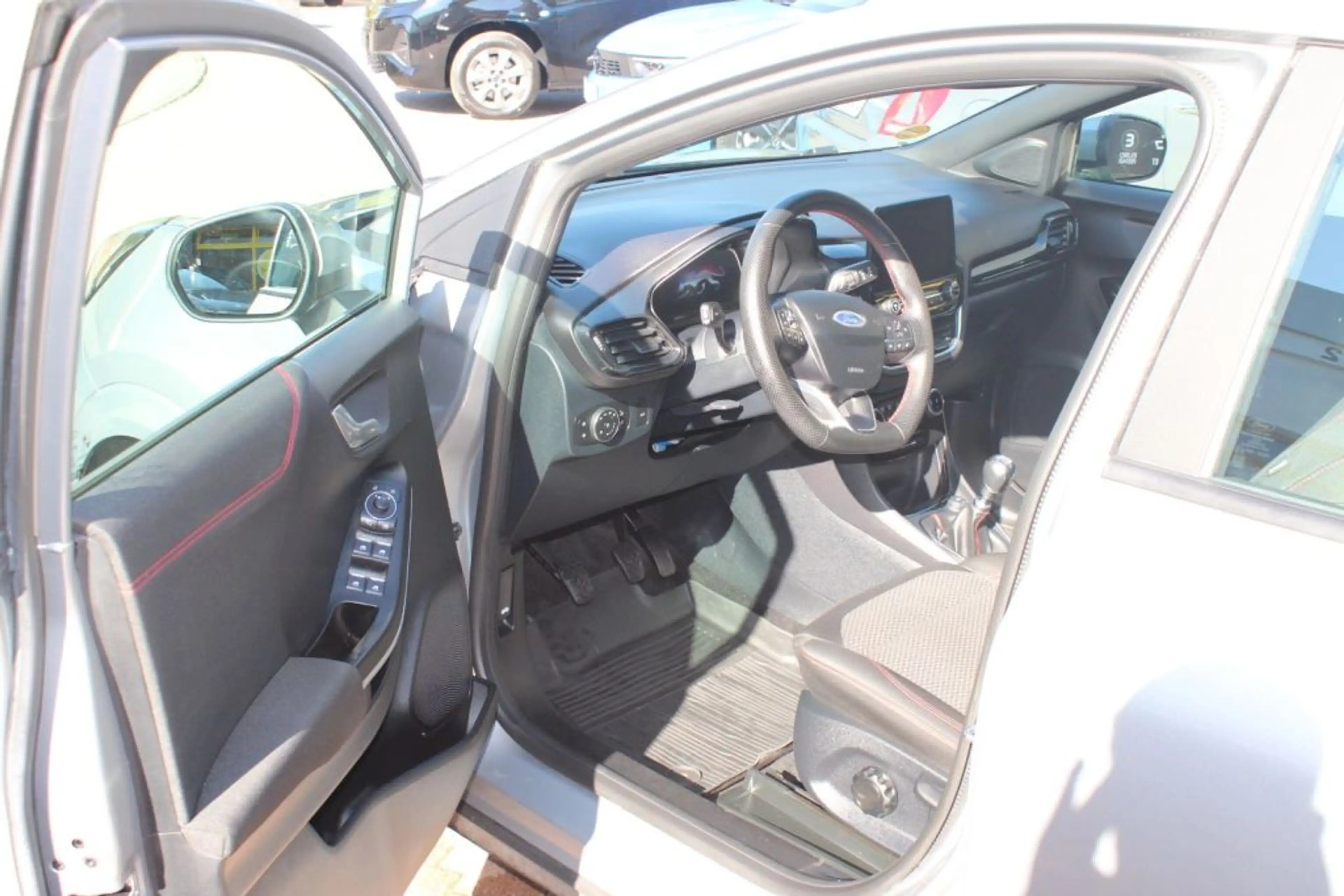 Ford Puma 1.0 EcoBoost Hybrid ST-LINE X — photo 9