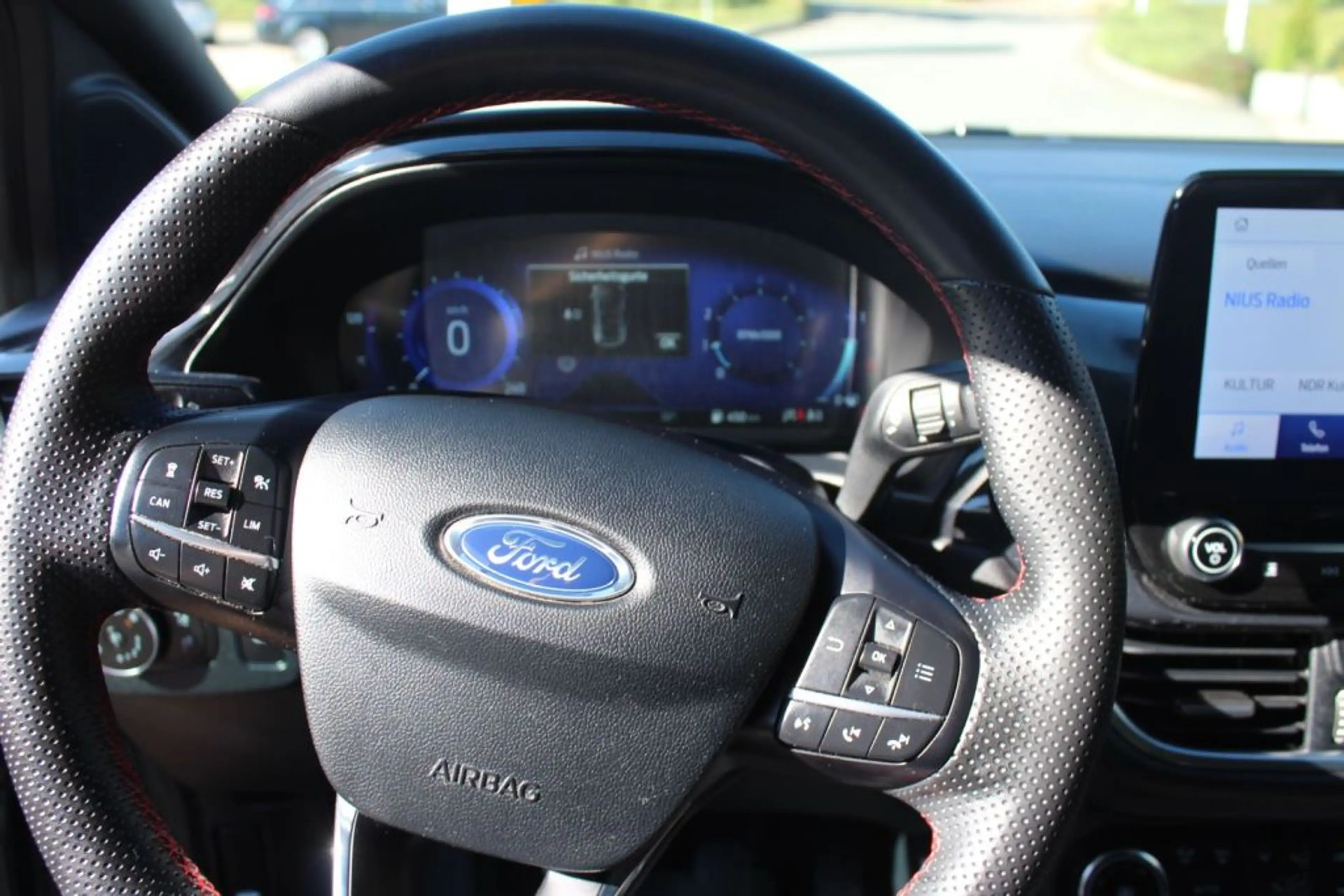 Ford Puma 1.0 EcoBoost Hybrid ST-LINE X — photo 10