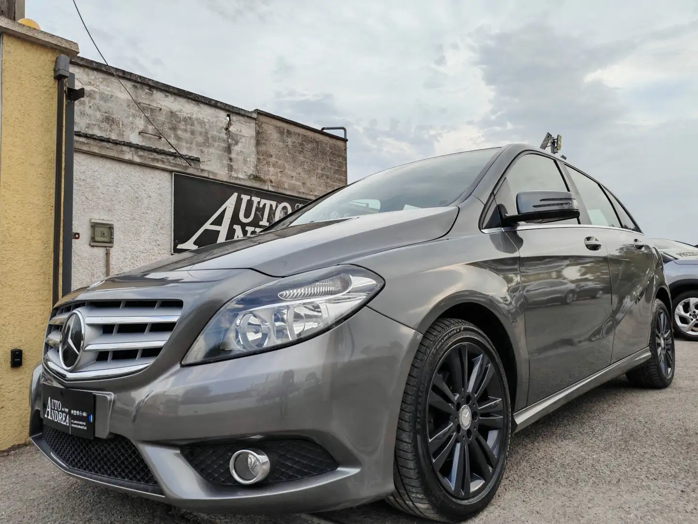 Mercedes-Benz B 180 Mercedes-benz B 180CDI Executive 2013 Grigio - 1