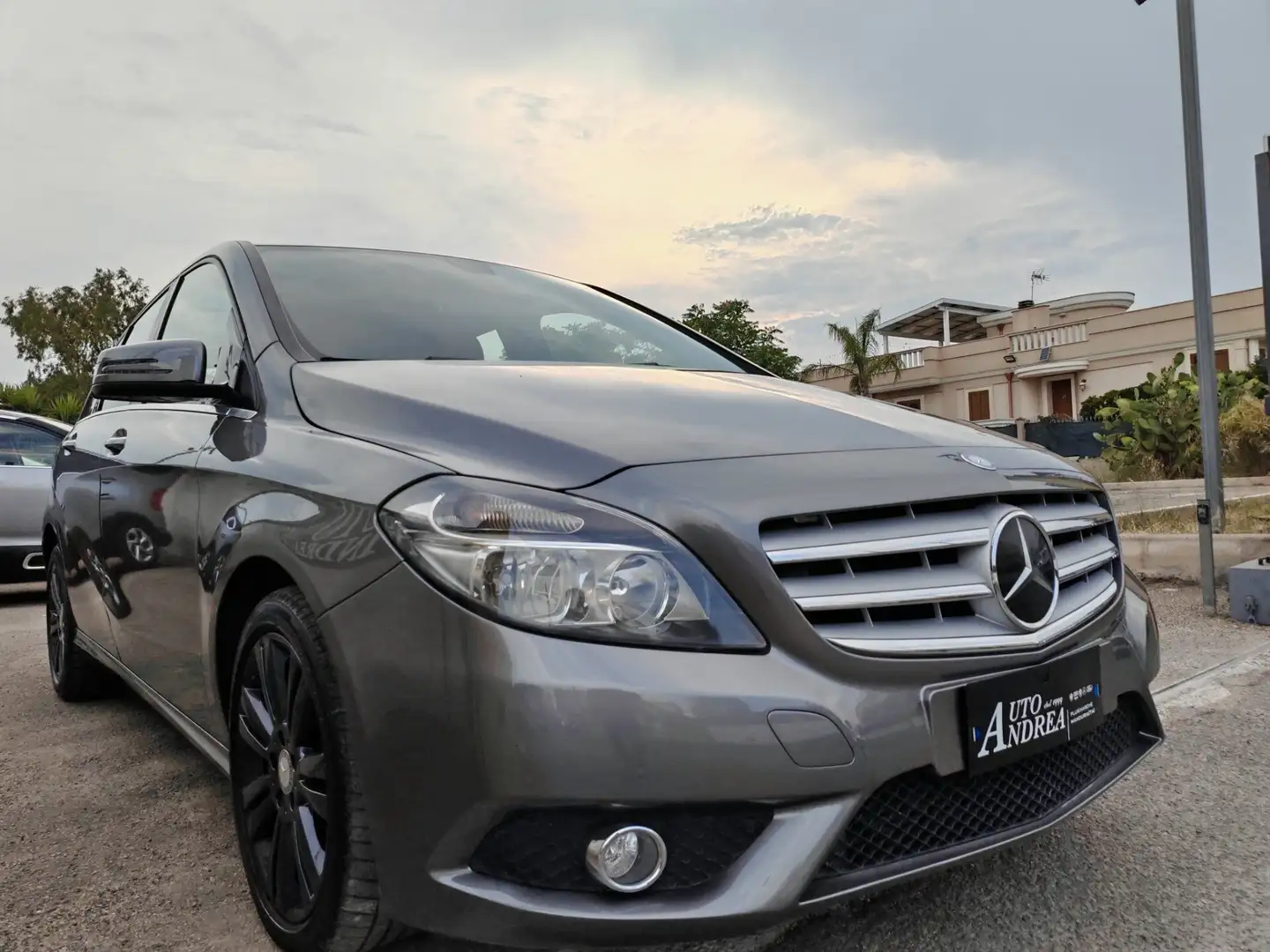 Mercedes-Benz B 180 Mercedes-benz B 180CDI Executive 2013 Grigio - 2