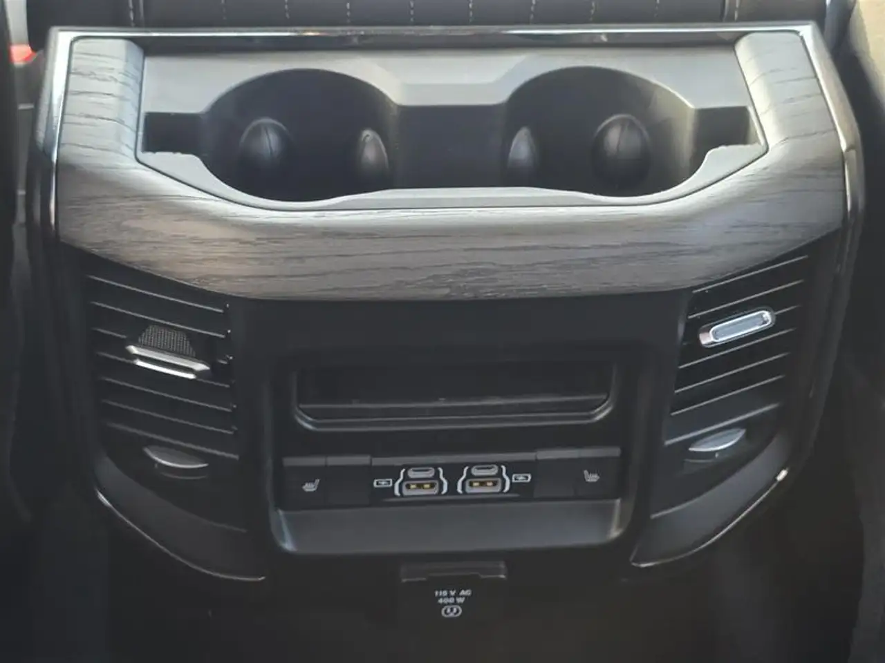 RAM 3500 снимка RAM 3500