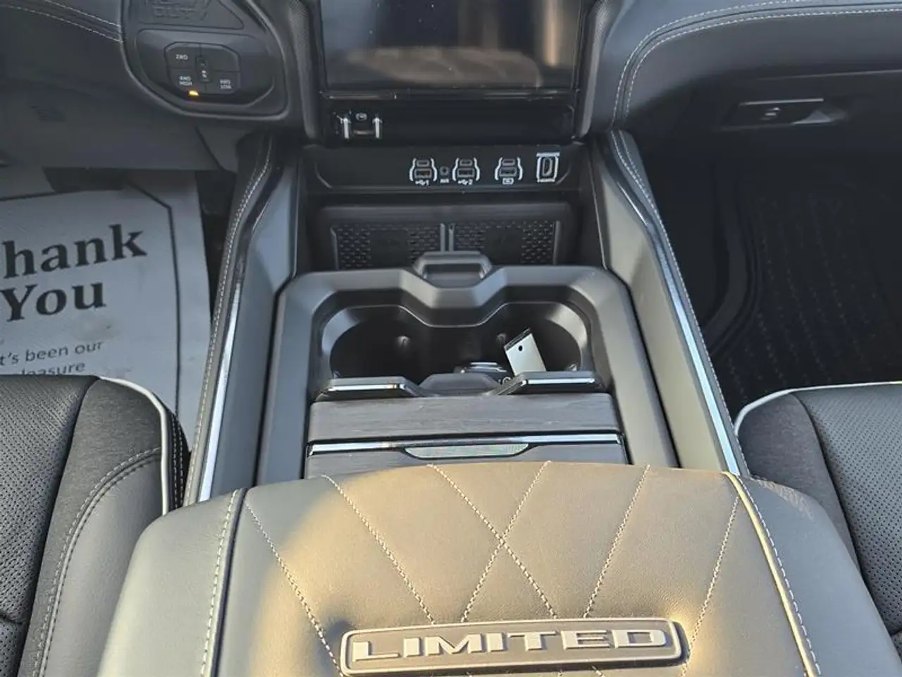 RAM 3500 снимка RAM 3500