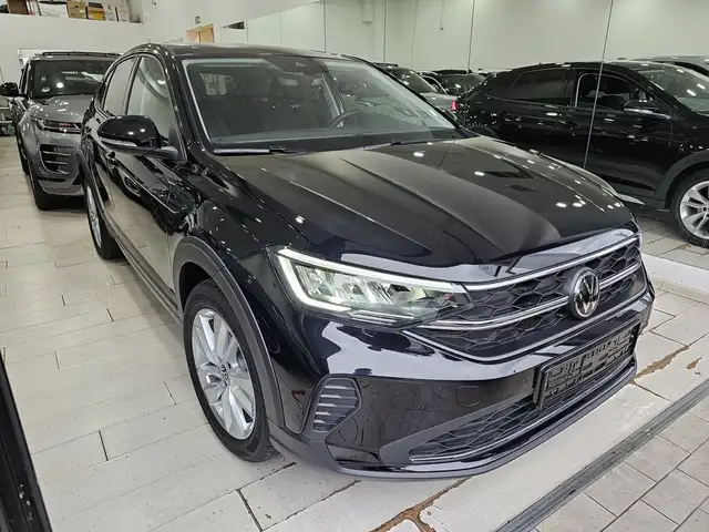 Volkswagen Taigo view 2