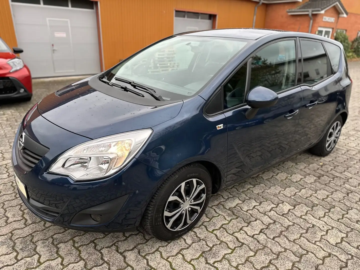 Opel Meriva B Design Edition/KLIMA/S+W/TEMP/FREISPREC Bleu - 2