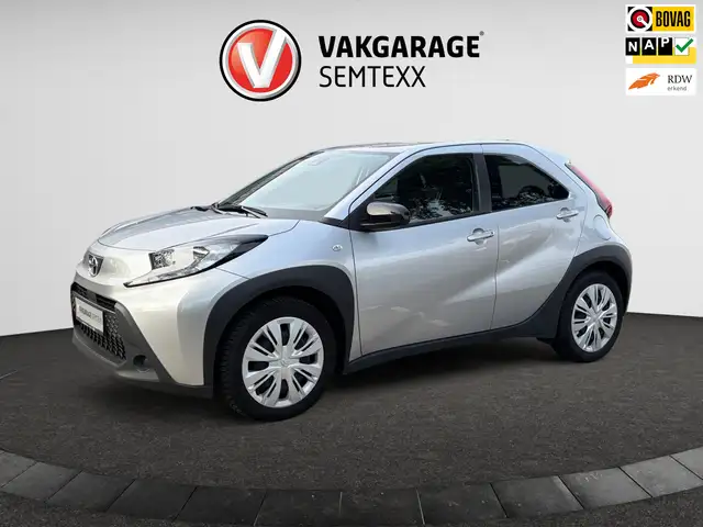 Toyota Aygo X 1.0 VVT-i S-CVT Play | Automaat | Orig. NL Auto |