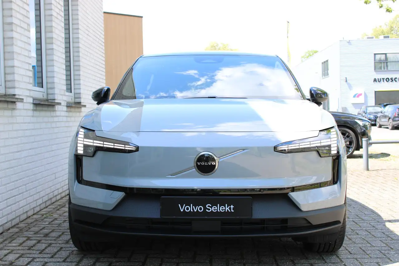 Volvo EX30 2026