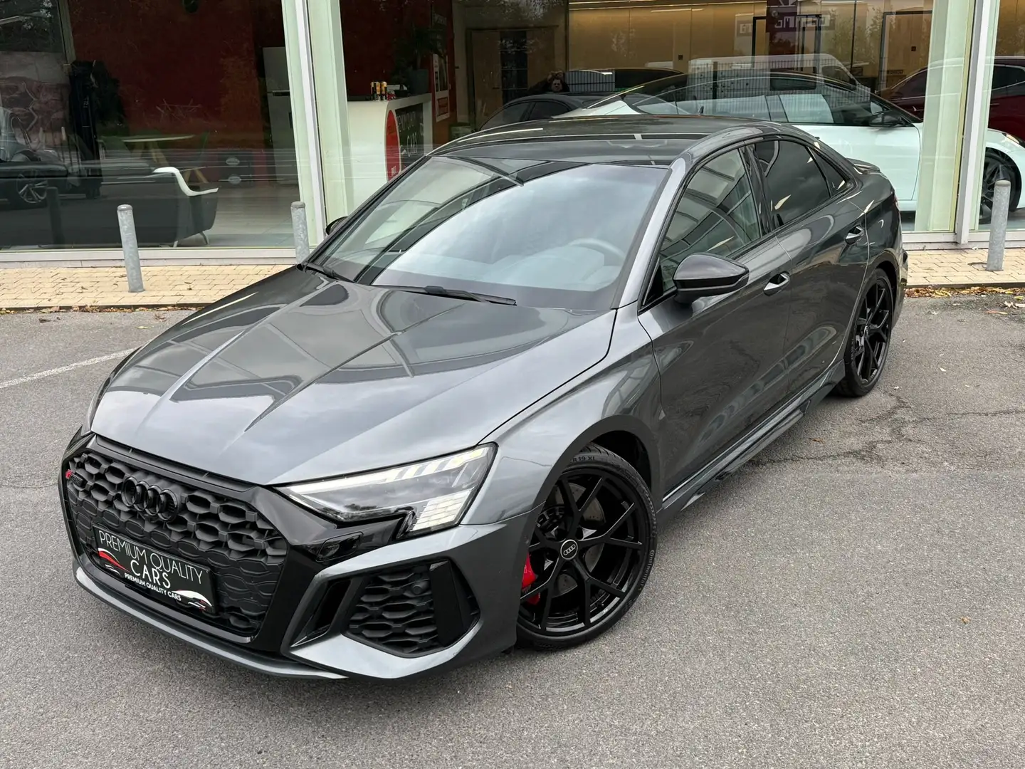 Audi RS3 RS3 Limousine/ ZETELVERWARMING / CAM / BANG&OLUFSE Grijs - 2